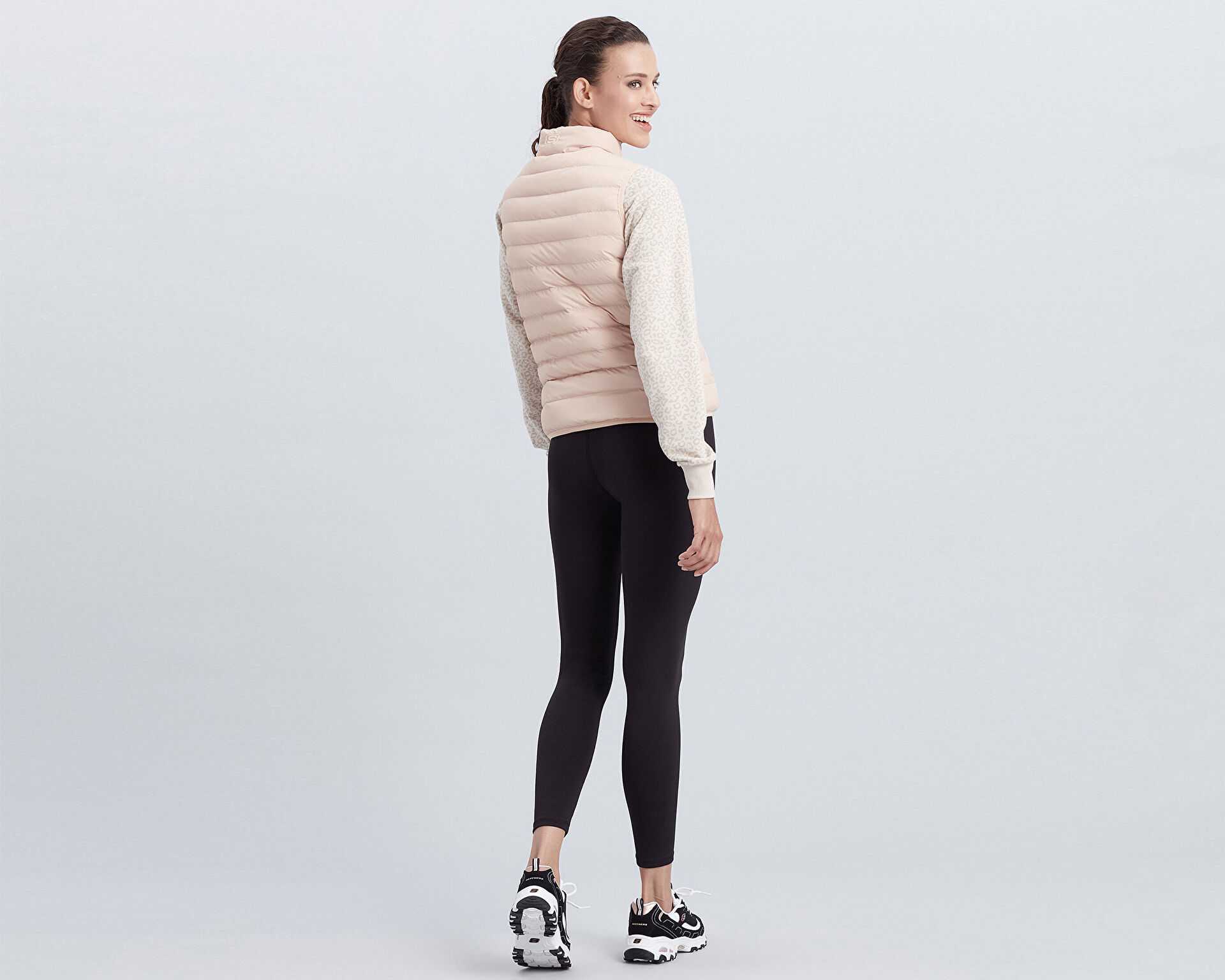 جلیقه W Essential Vest