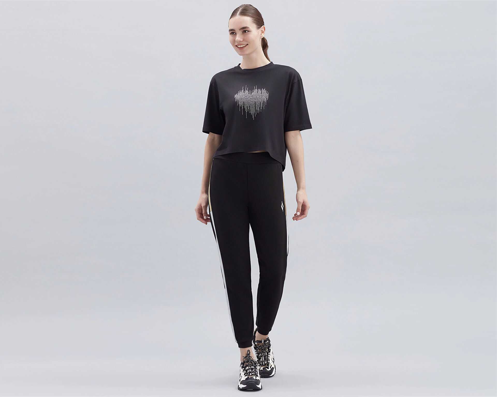تیشرت روزانه W Graphic Tee Shiny Logo T-Shirt
