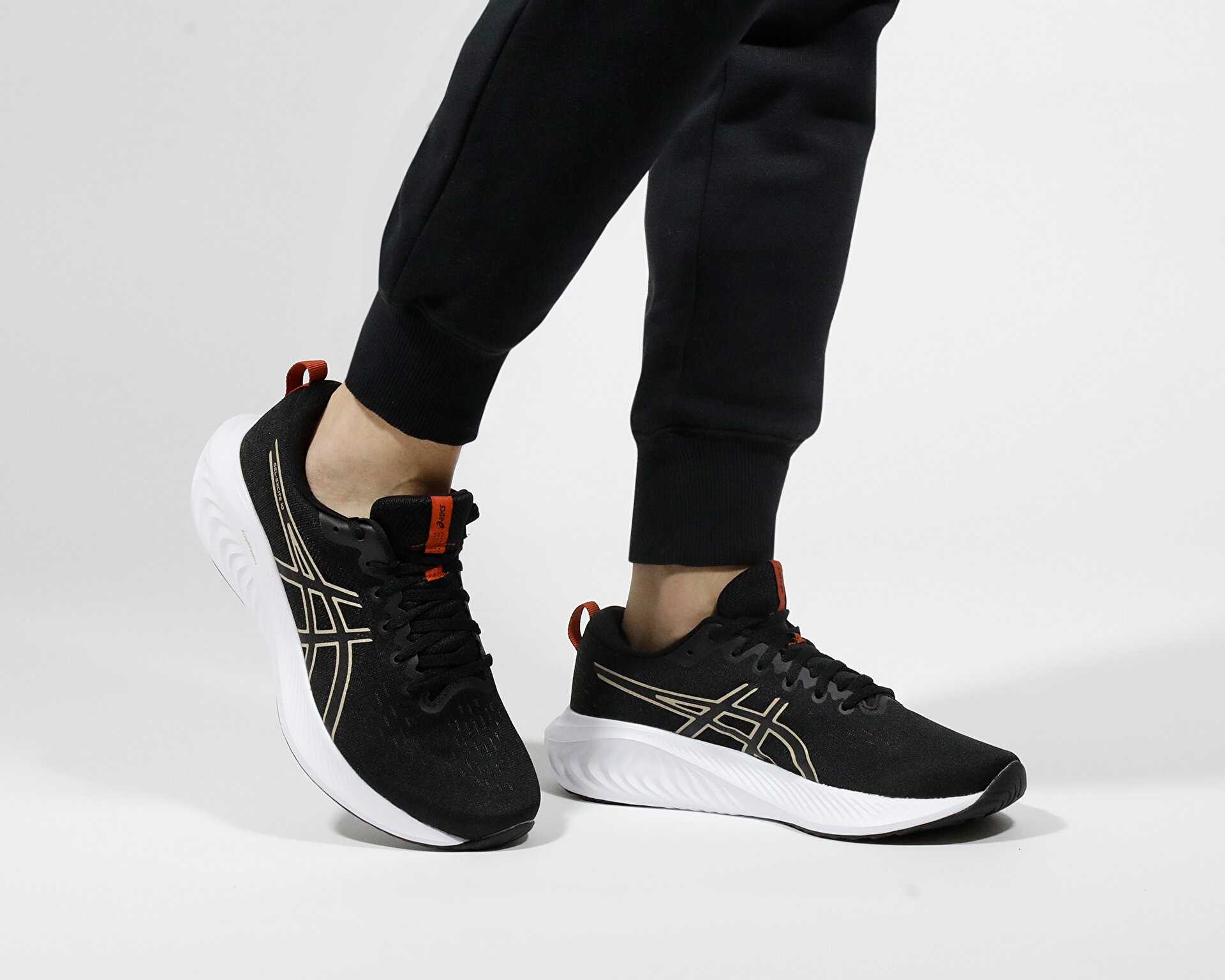 کفش دویدن Asics Gel Excite 10