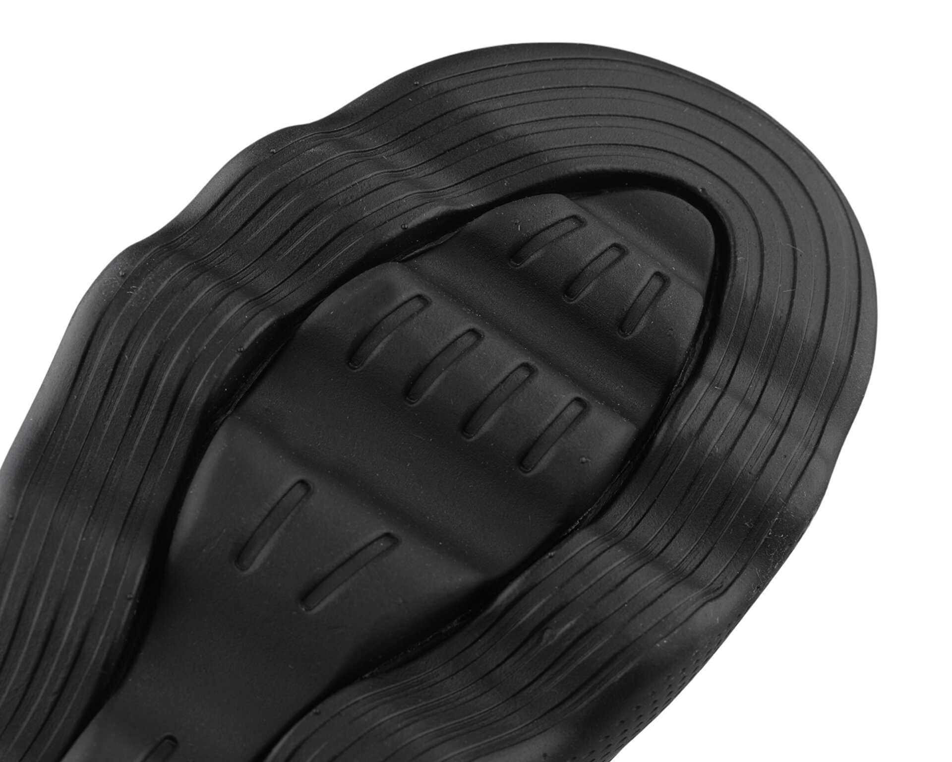 کفش های روزانه Go Walk Massage Fit