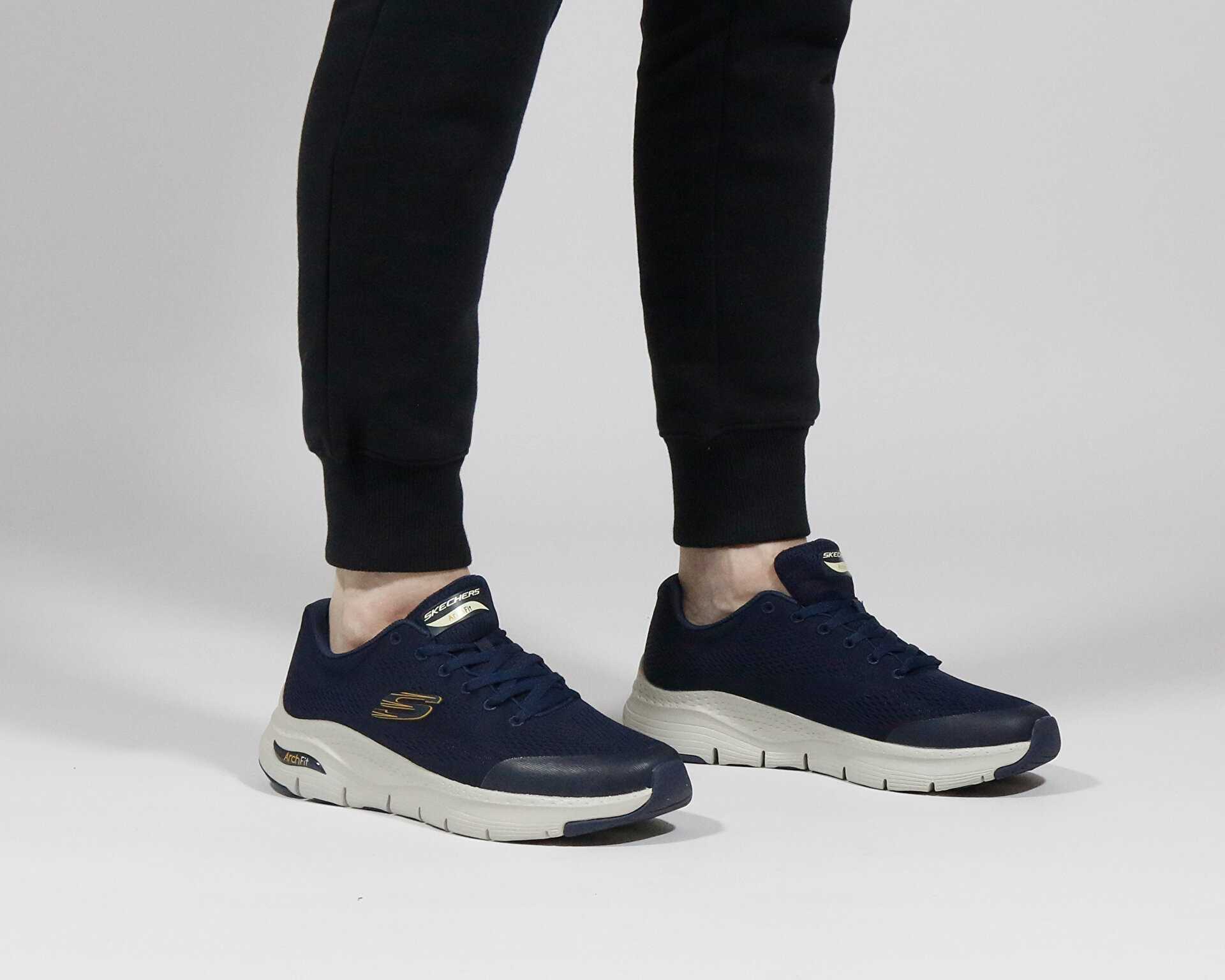 کفش های روزانه Arch Fit