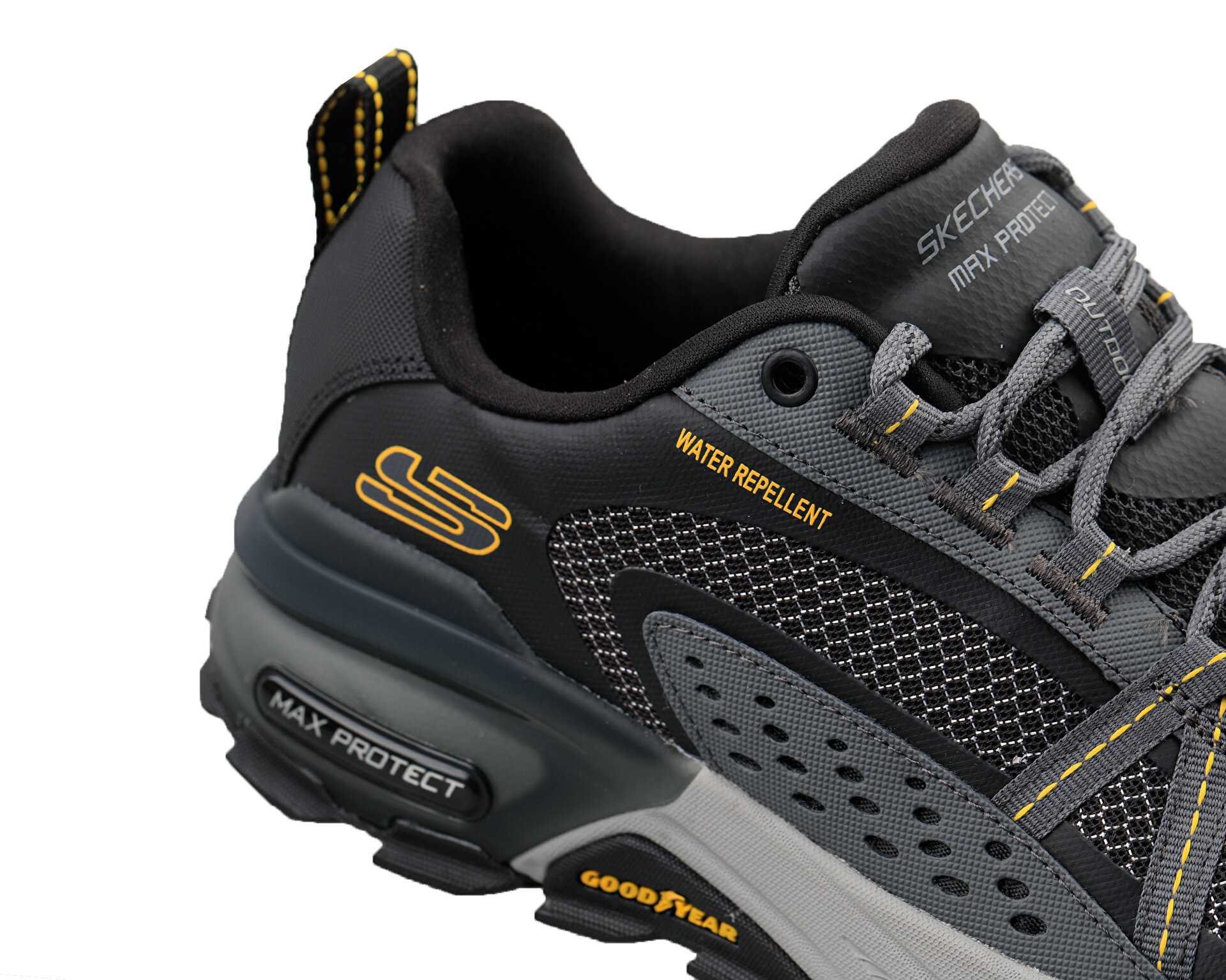 کفش های فضای باز Skechers Max Protect