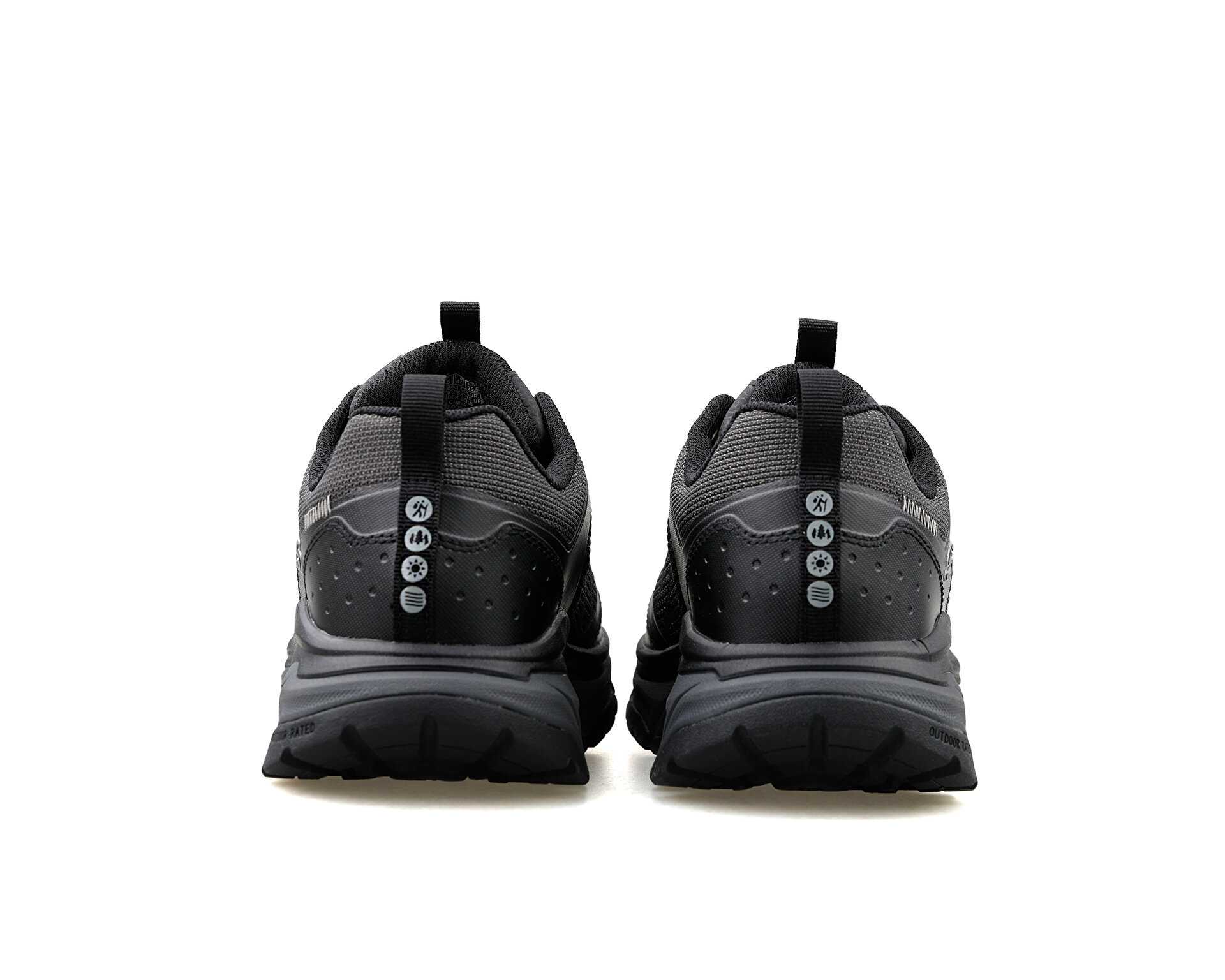 کفش های فضای باز Skechers Dlux Journey