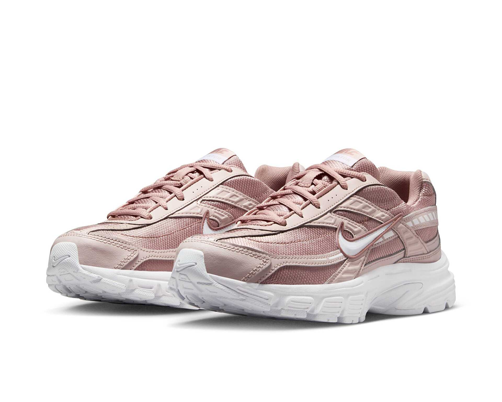 کفش های روزانه Initiator