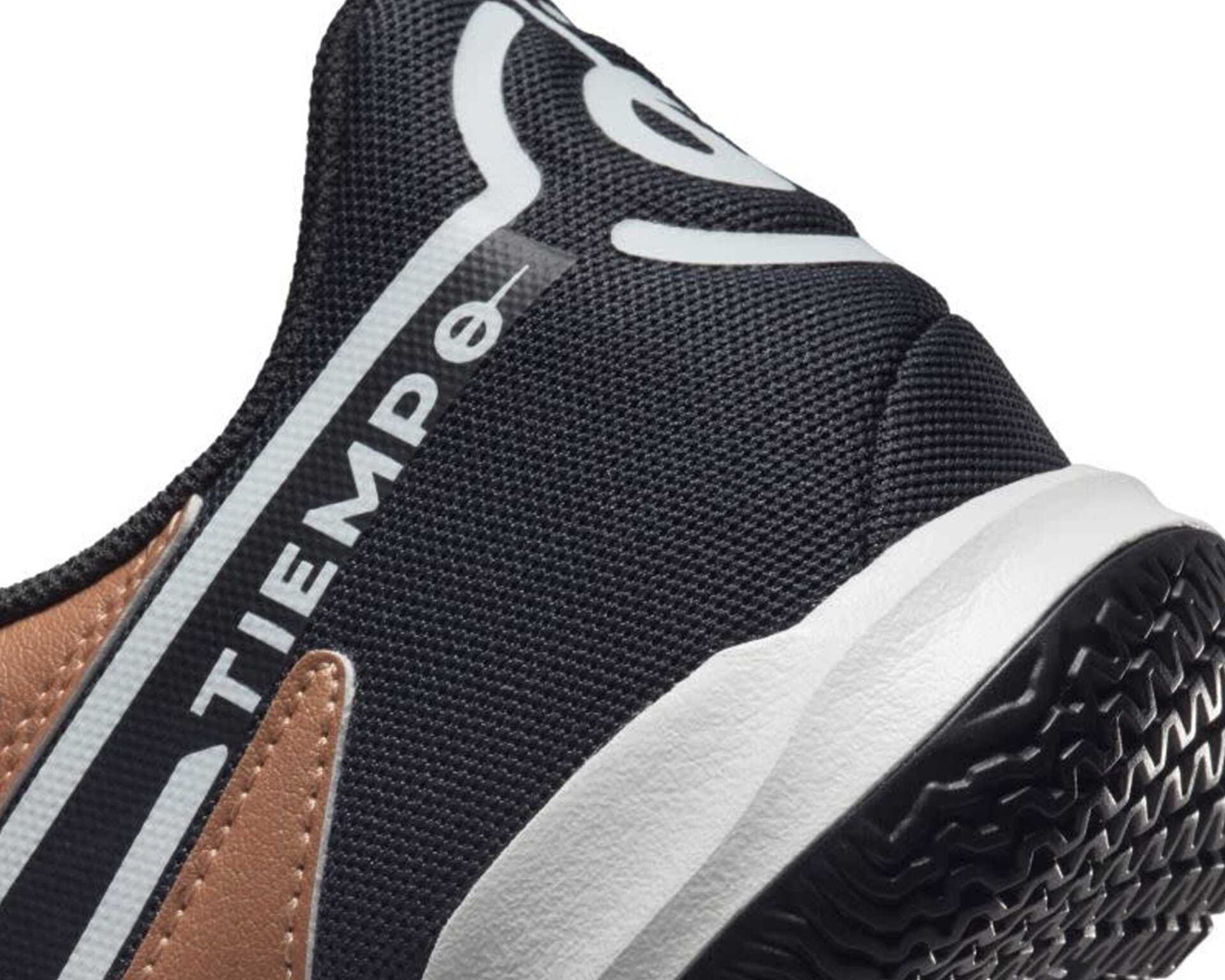 کفش های داخلی/داخلی Tiempo Legend 9 Academy Ic