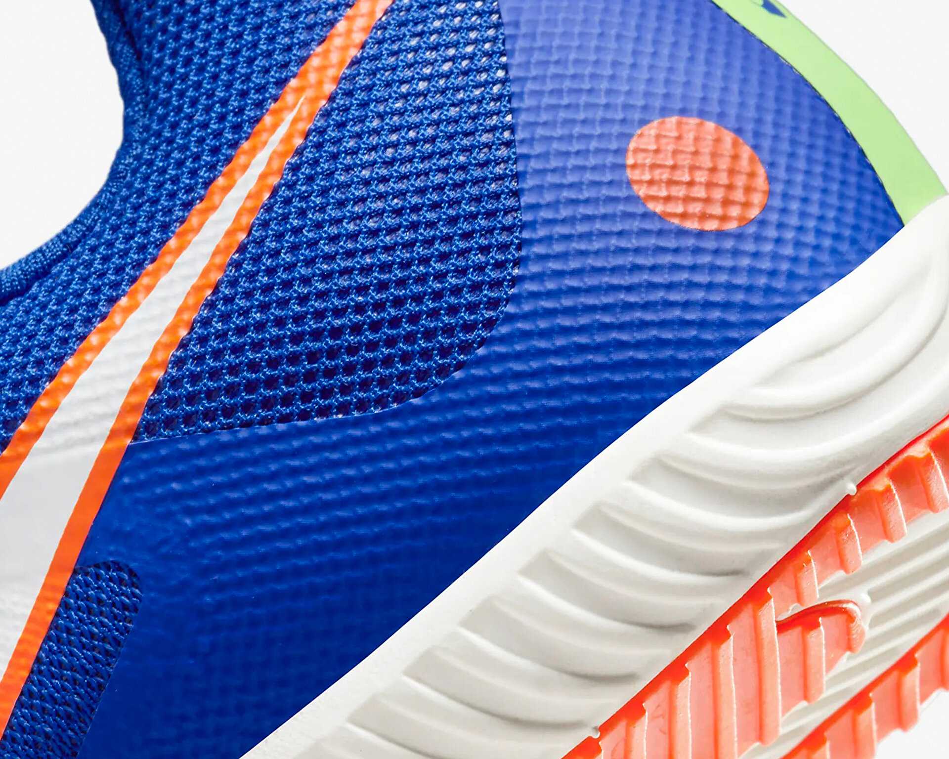 کفش دوومیدانی میخ دار دو و میدانی Air Zoom Victory