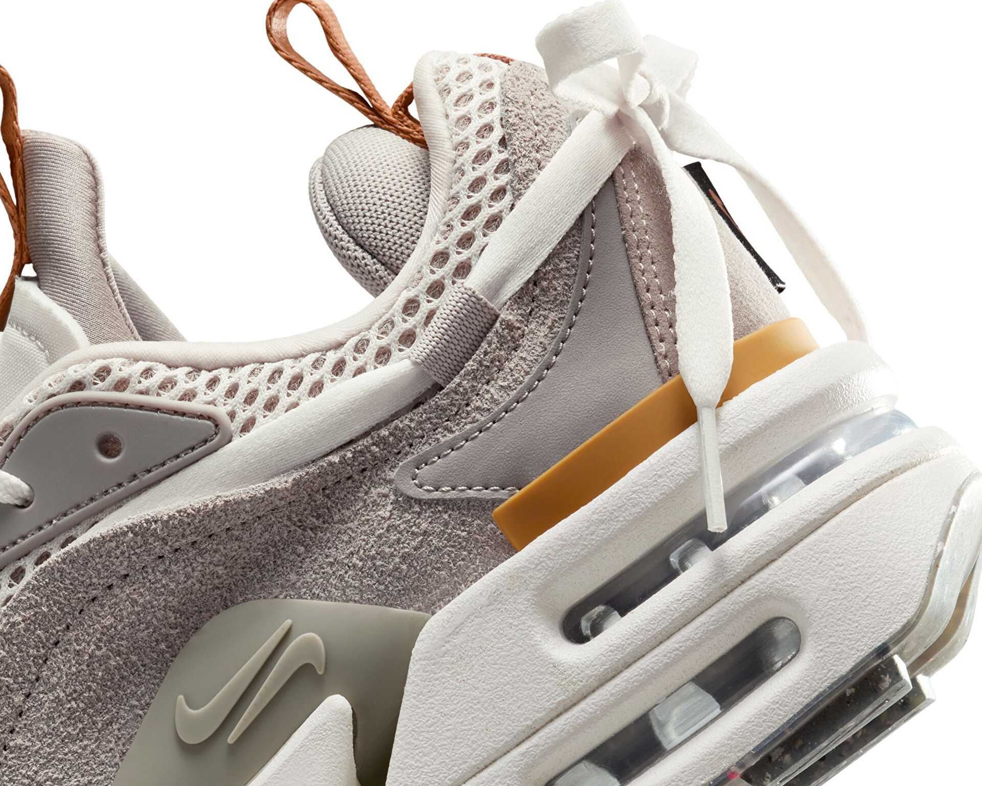 کفش های روزانه W Air Max Furyosa Nrg