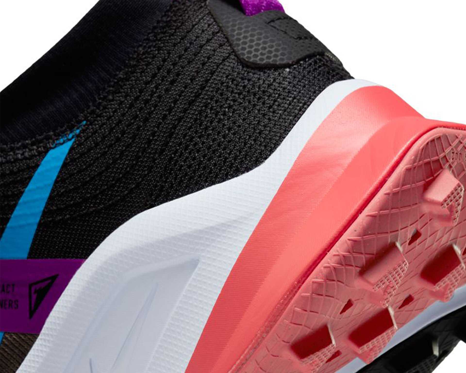 کفش دویدن دنباله دار Zoomx Zegama Trail