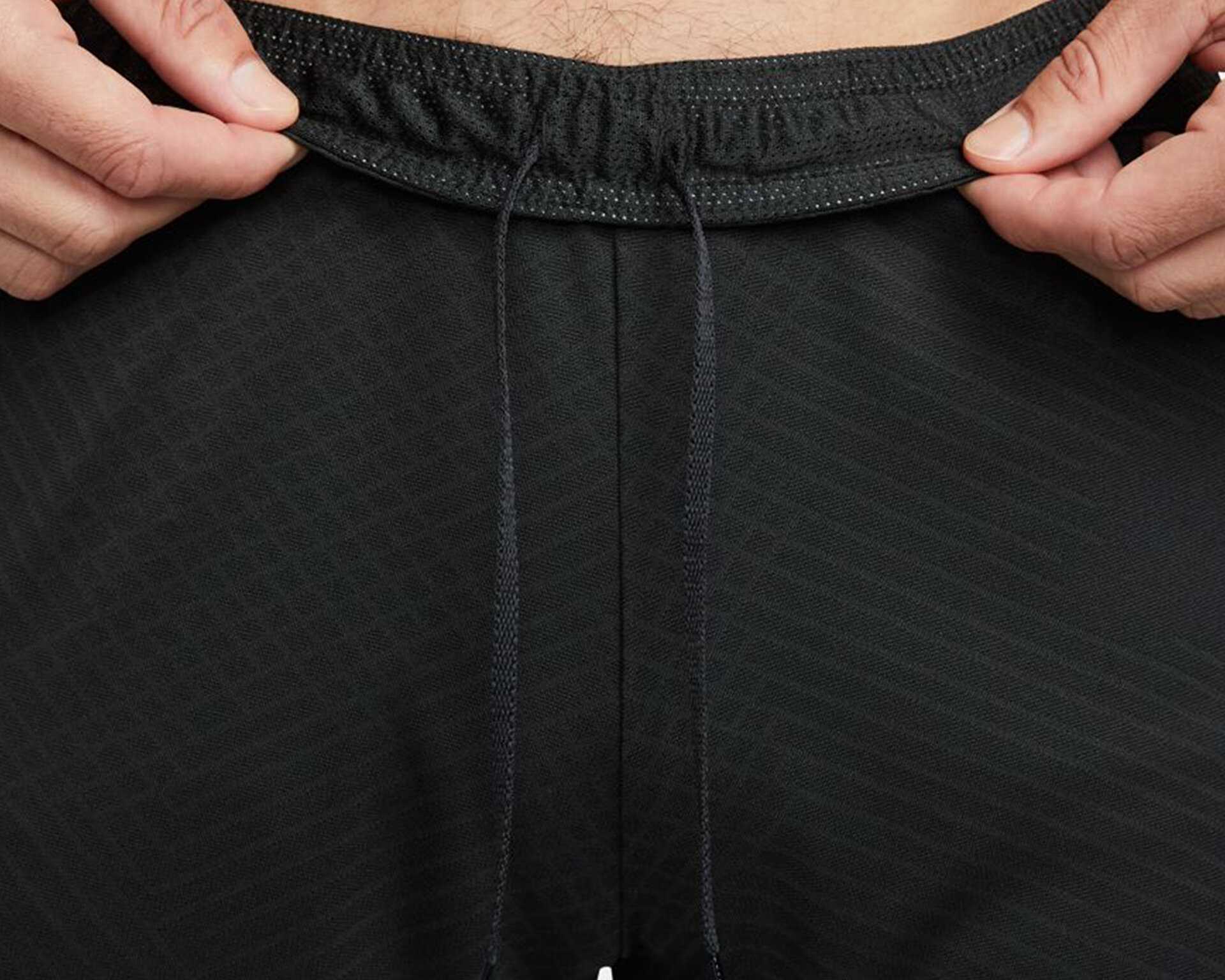 شورت تمرینی فوتبال Strike 22 Şort