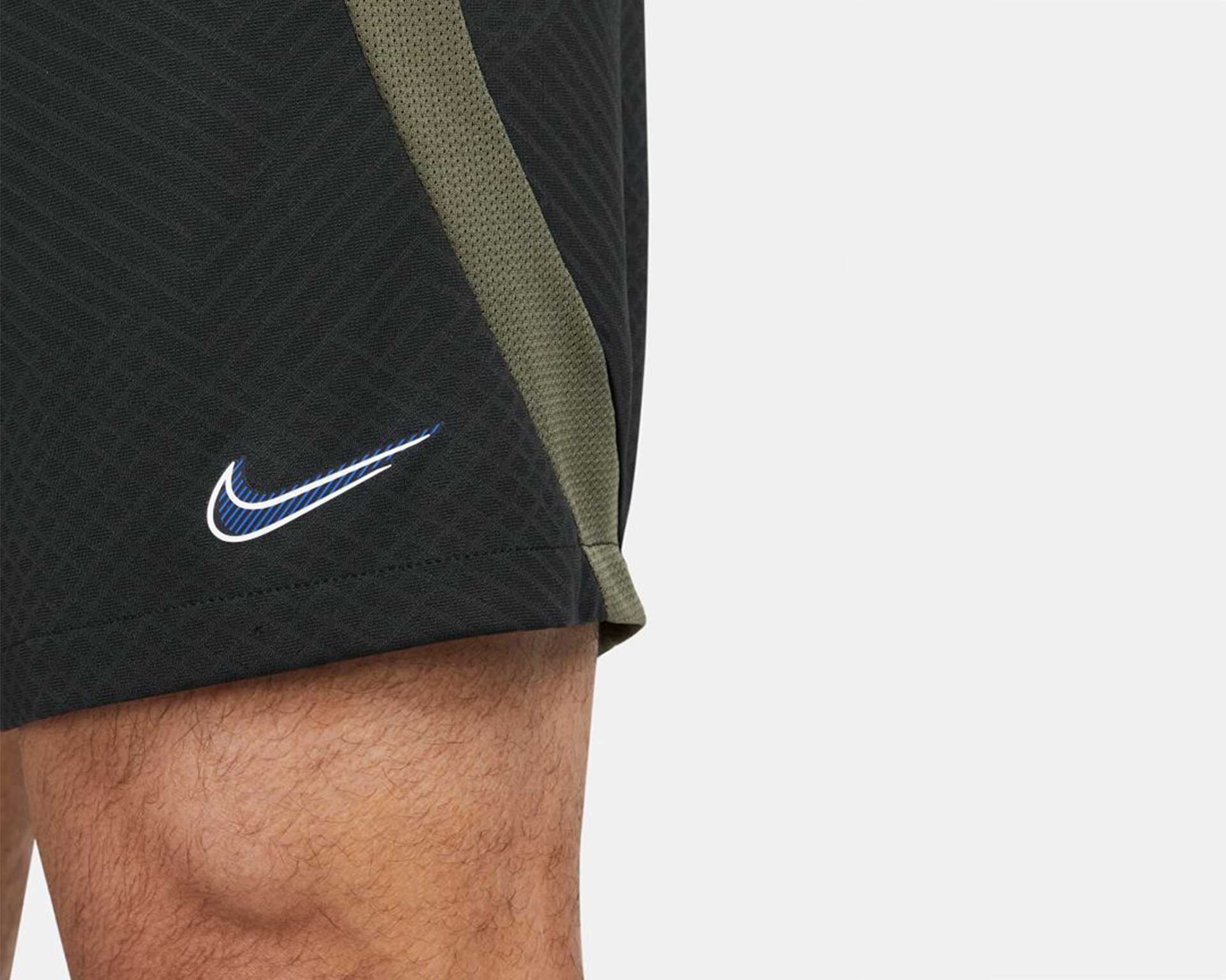 شورت تمرینی فوتبال Strike 22 Şort