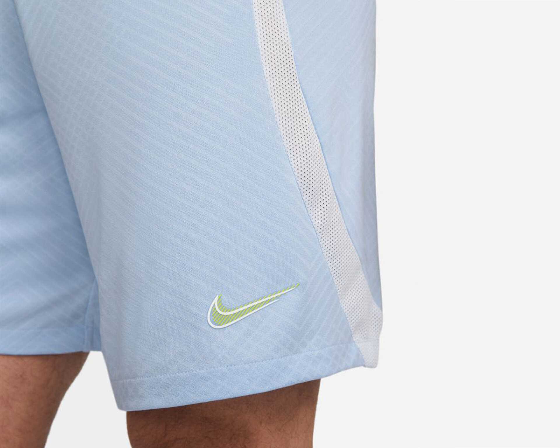 شورت تمرینی فوتبال Strike 22 Şort