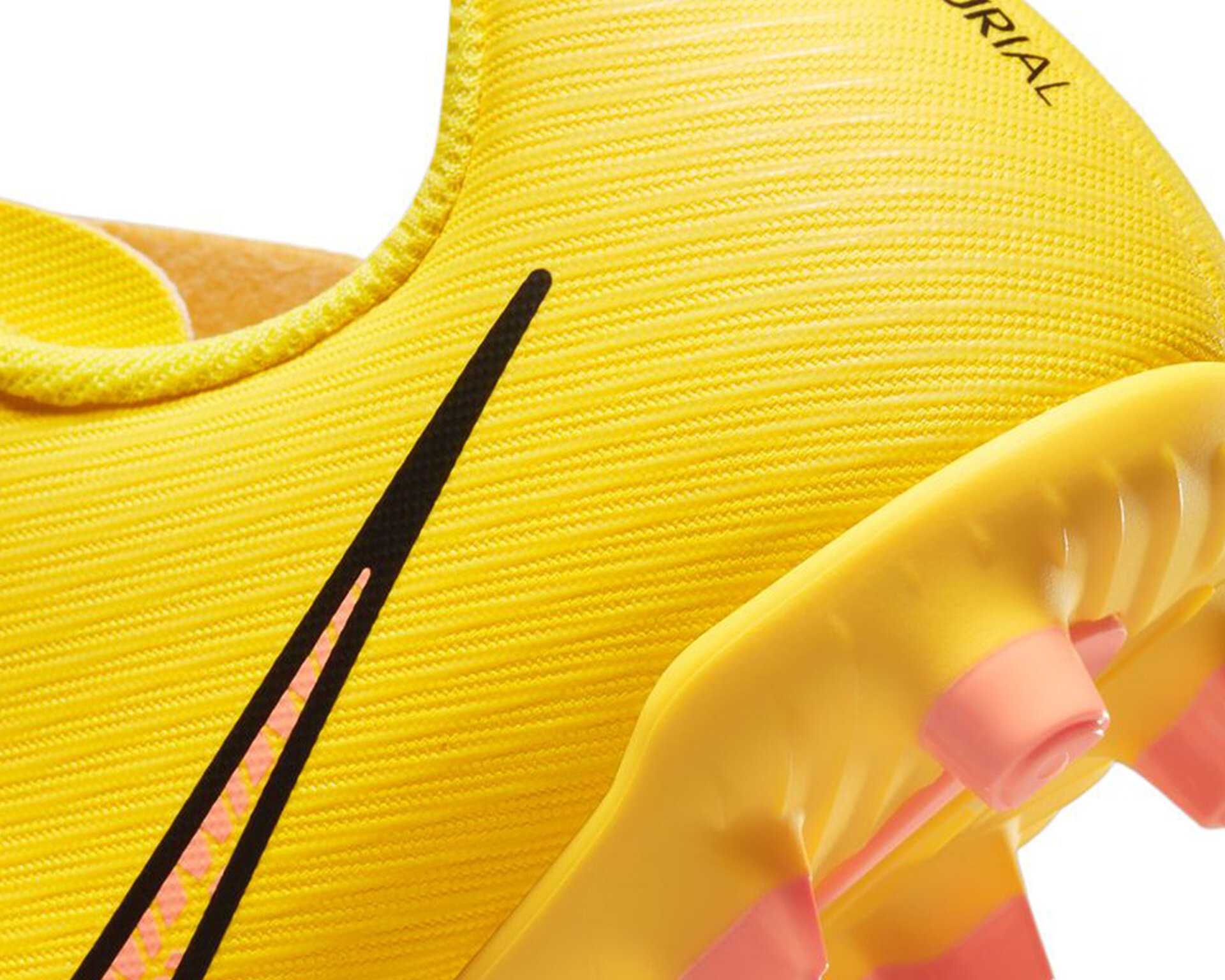 کفش فوتبال چمن جوان Jr Mercurial Vapor 15 Club Fg/Mg