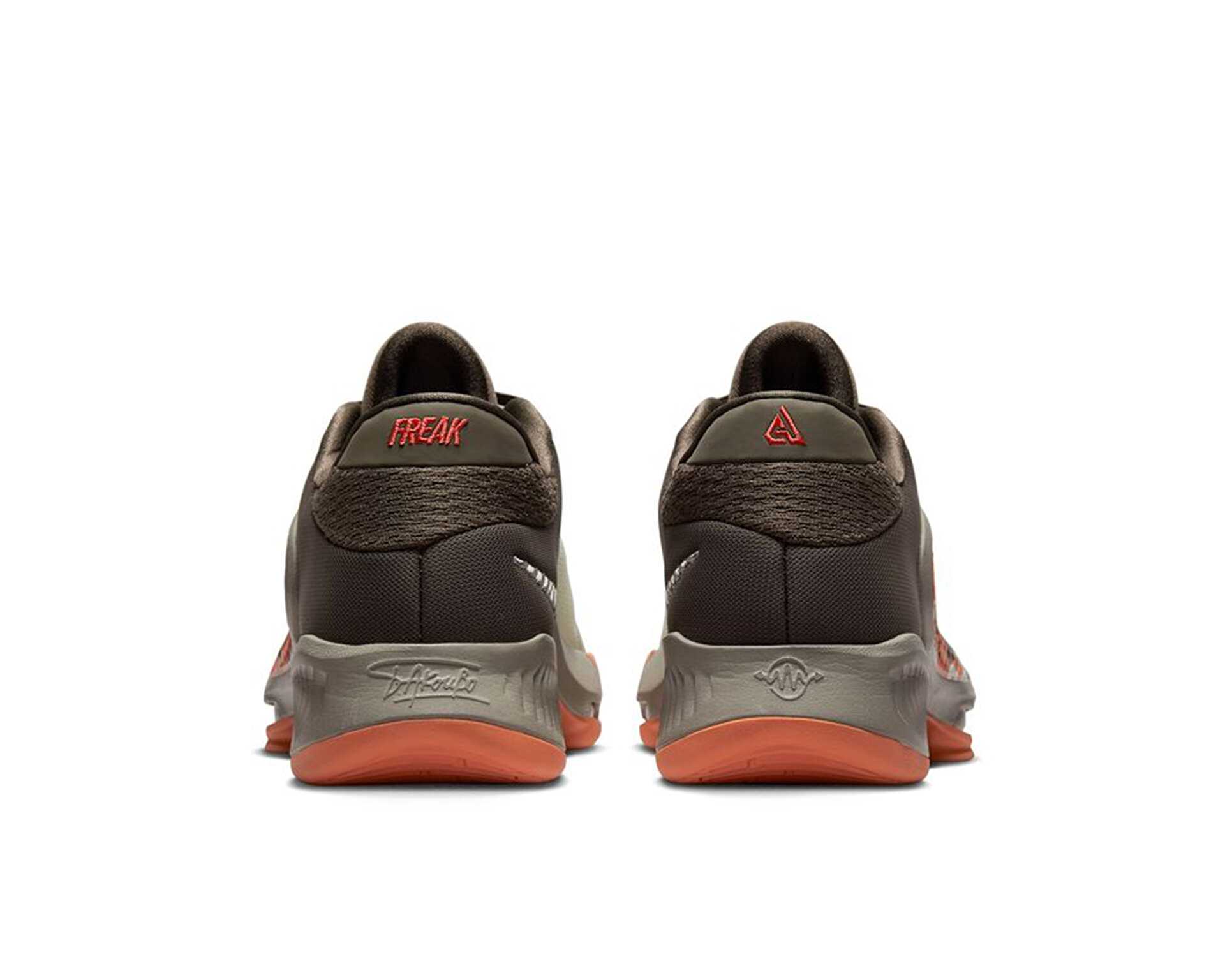 کفش های بسکتبال Zoom Freak 4