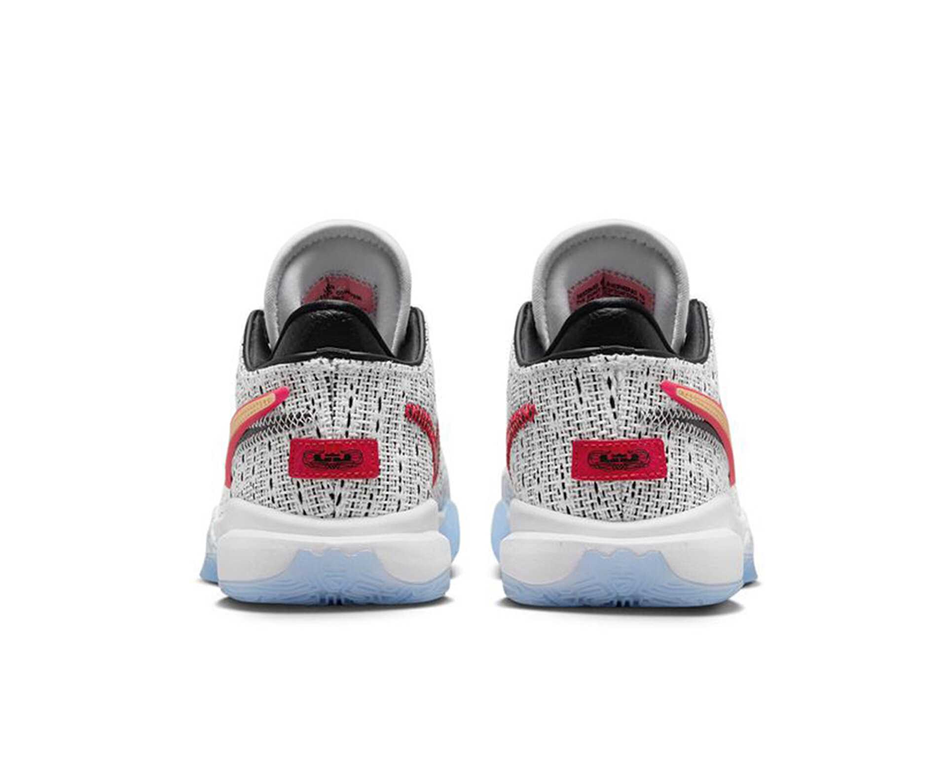 کفش بسکتبال جوانان Nike Lebron Xxı