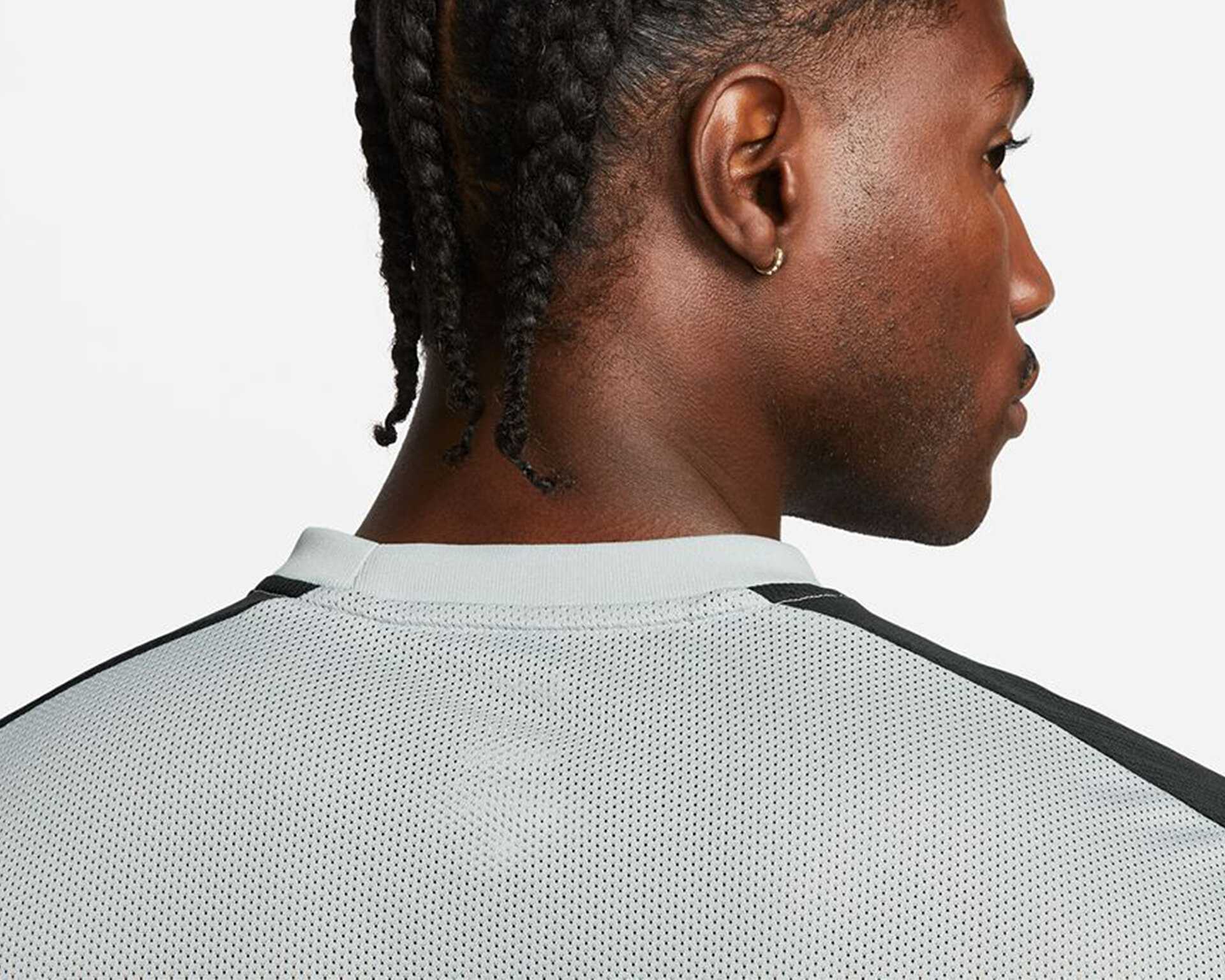 تیشرت تمرینی فوتبال M Nk Df Academy 23 S