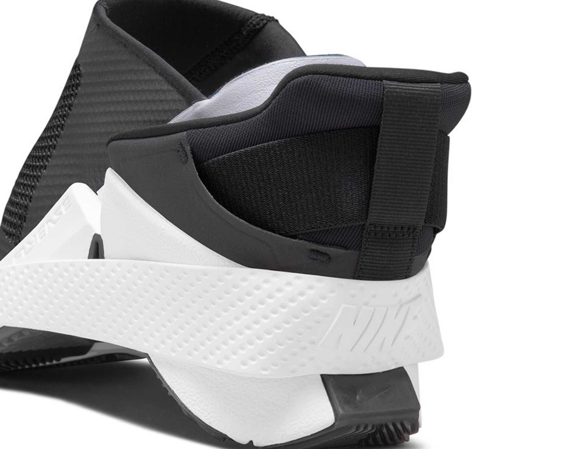 کفش های روزانه آسان برای پوشیدن و درآوردن Go Flyease