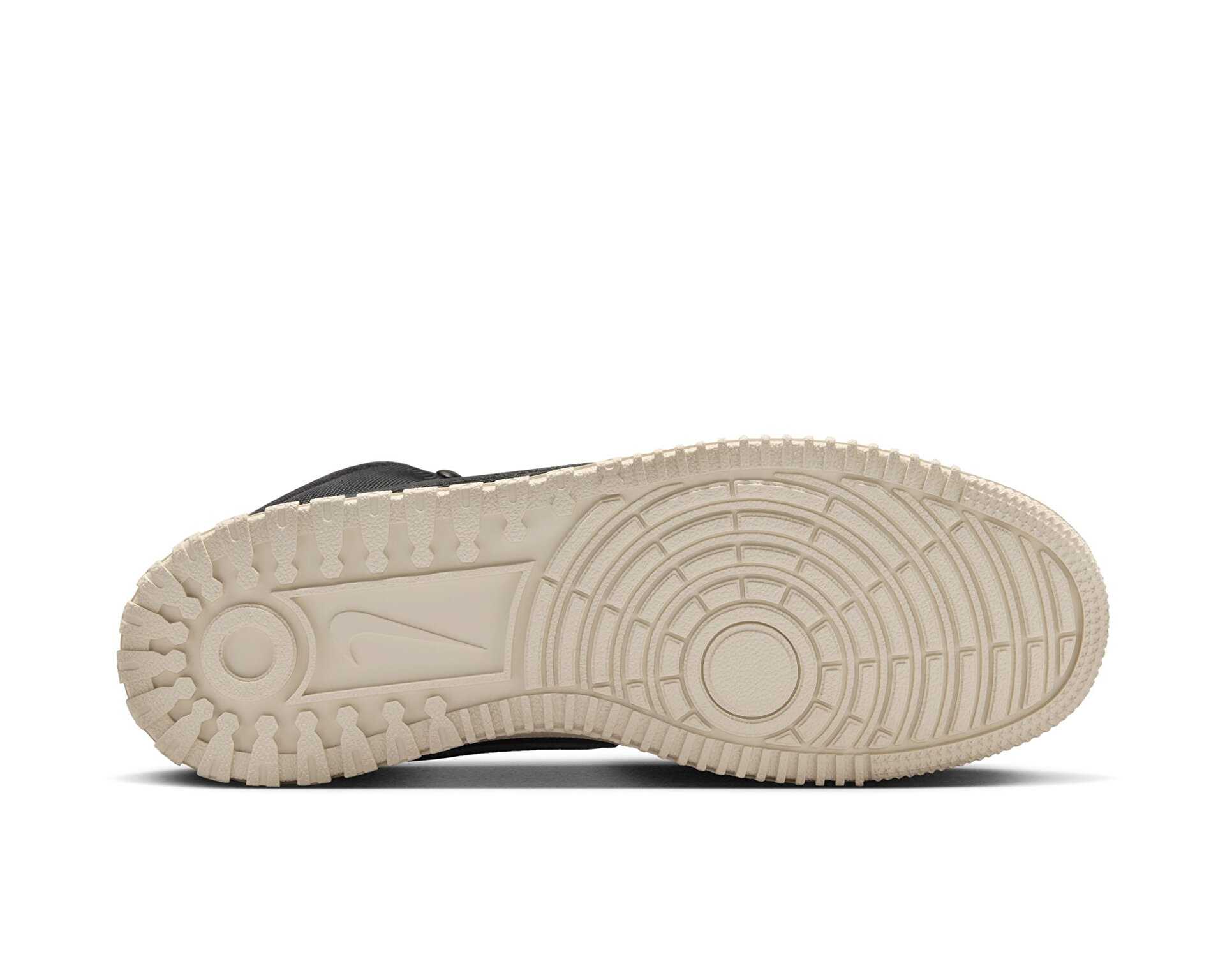 کفش های روزانه Nike Court Vision Mid Winter