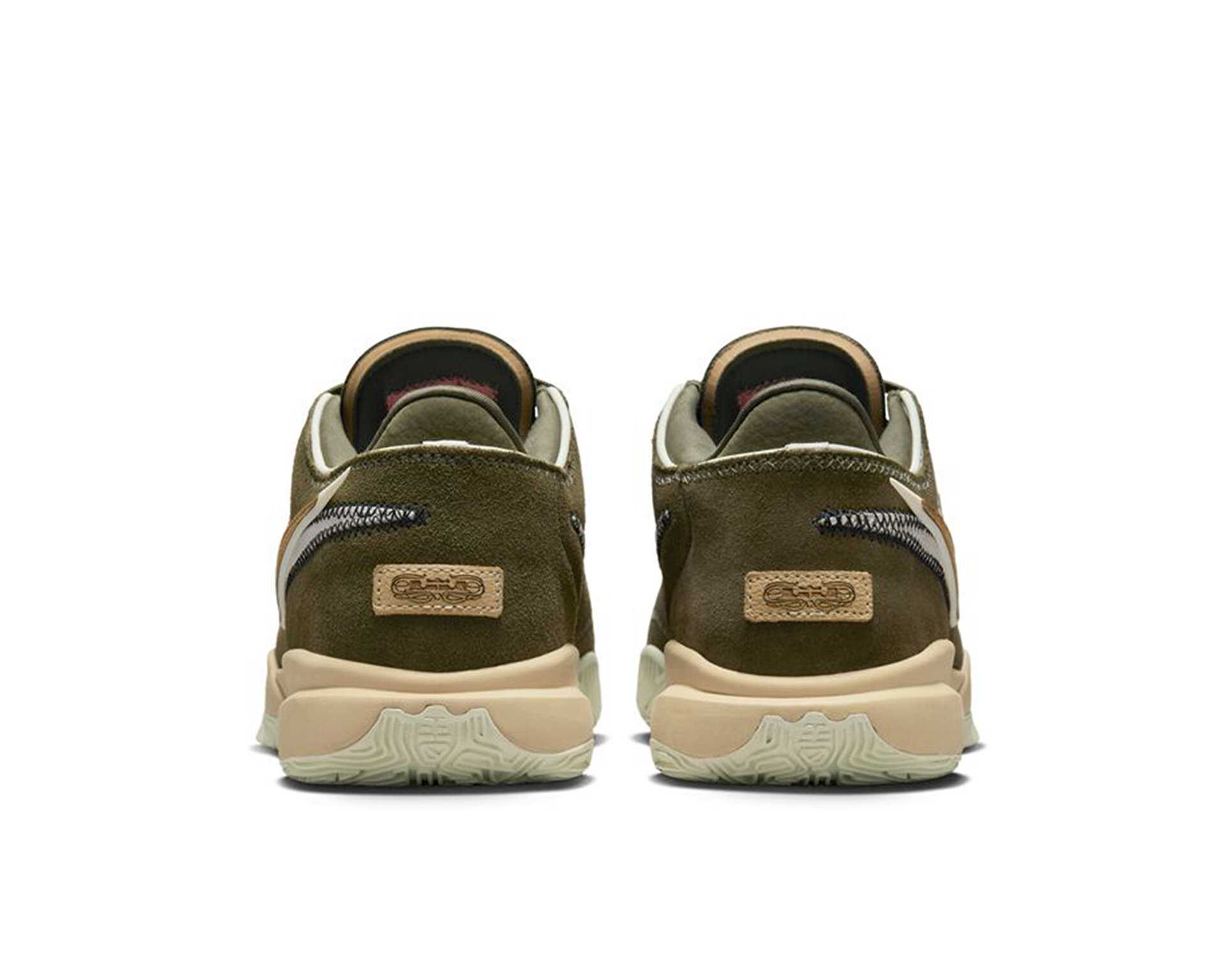 کفش های بسکتبال Lebron Xx