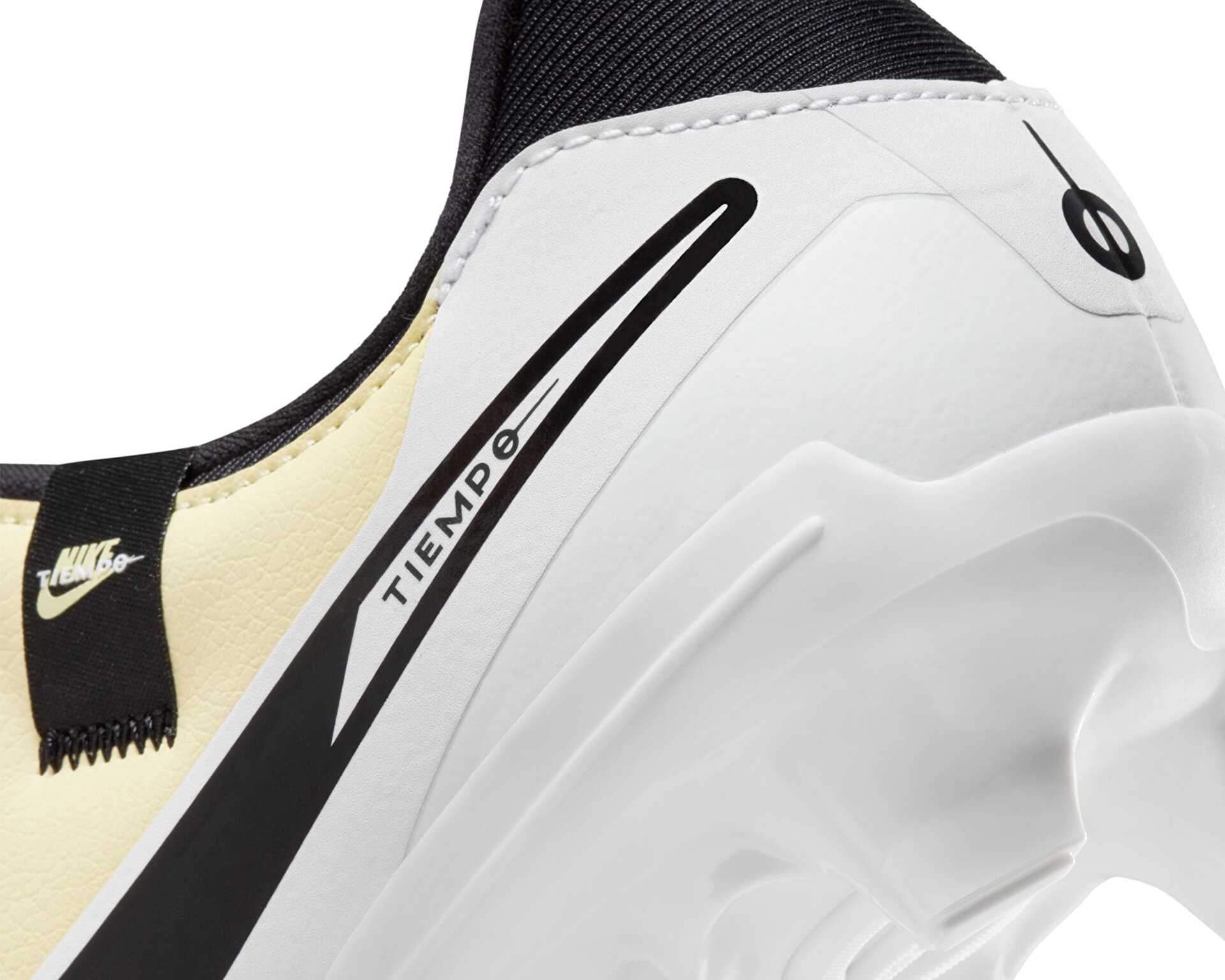 کفش فوتبال چمن جوان Jr Legend 10 Academy Fg/Mg