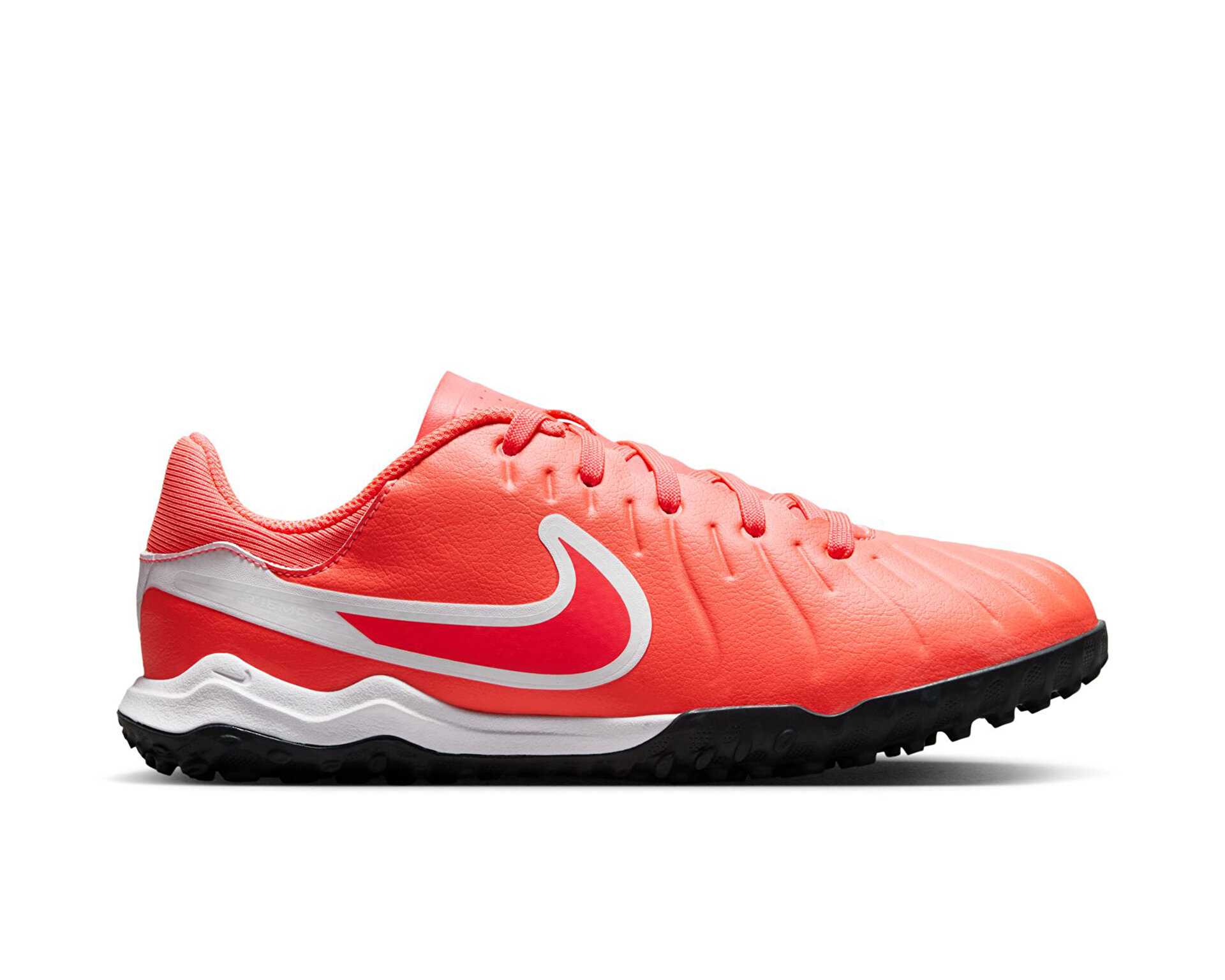 کفش های میدان مصنوعی Legend 10 Academy Tf