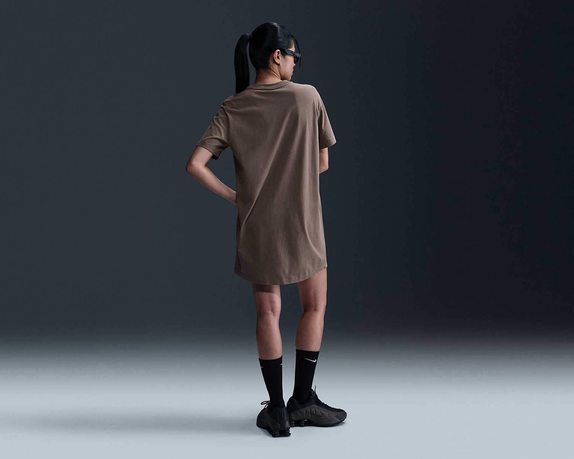 لباس تیشرت روزانه W Nsw Essntl Ss Dress Tshrt