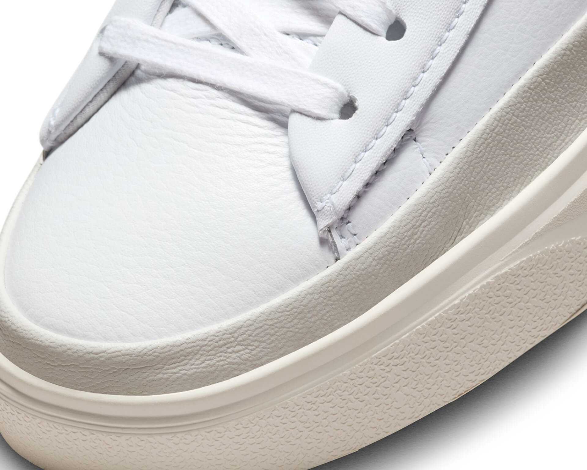 کفش های روزانه W Blazer Mid '77