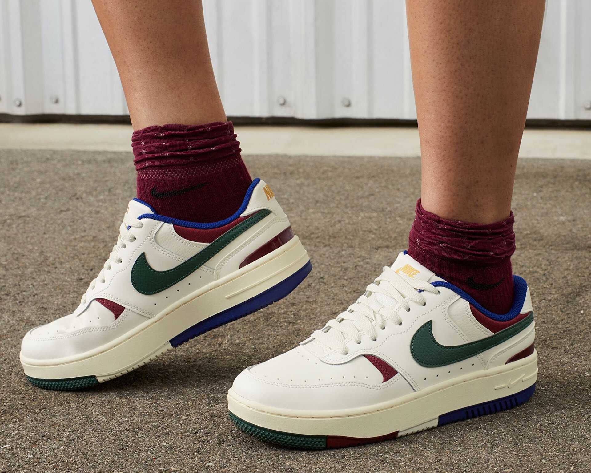 کفش های روزانه Wmns Gamma Force