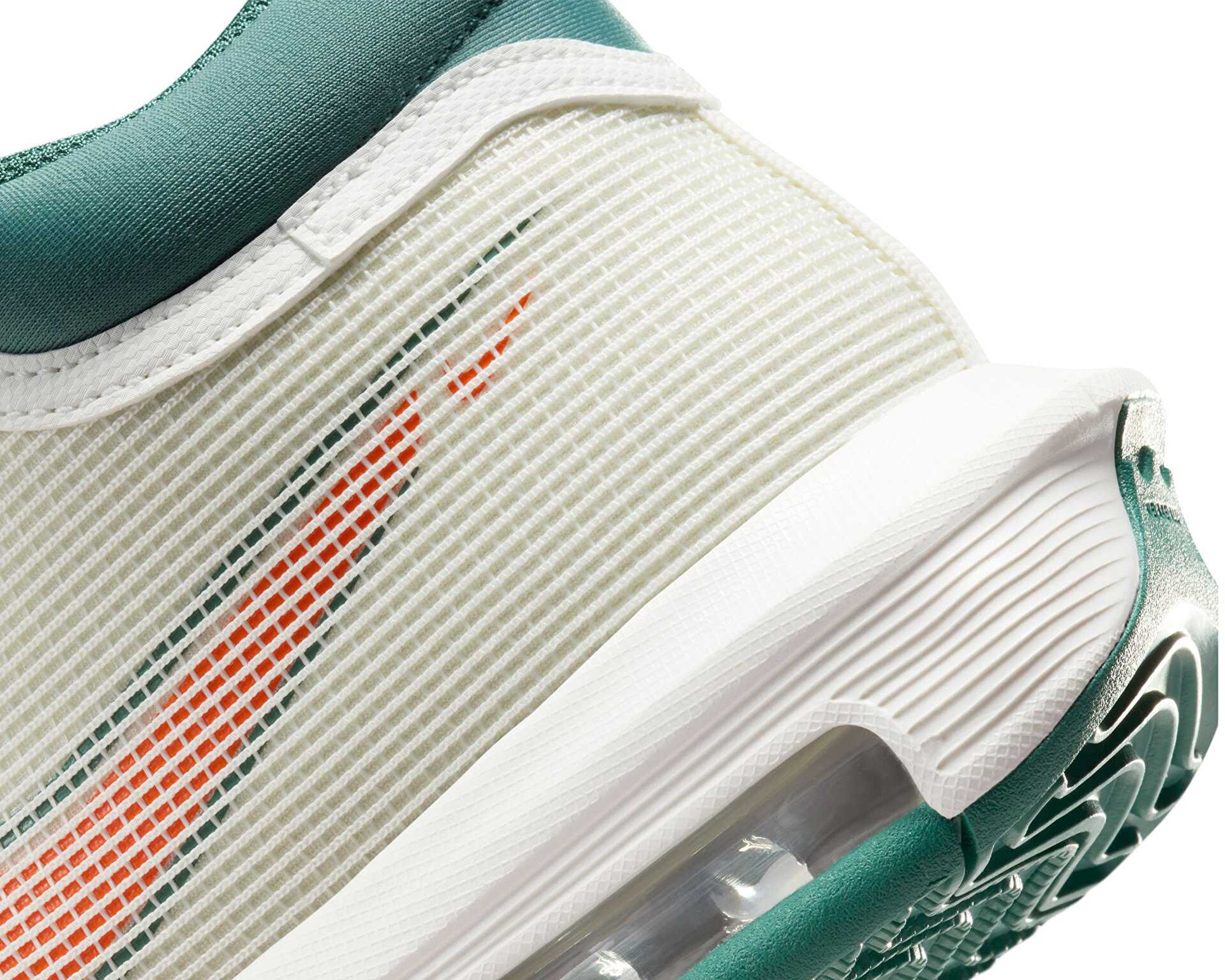 کفش های بسکتبال Lebron Witness Vii