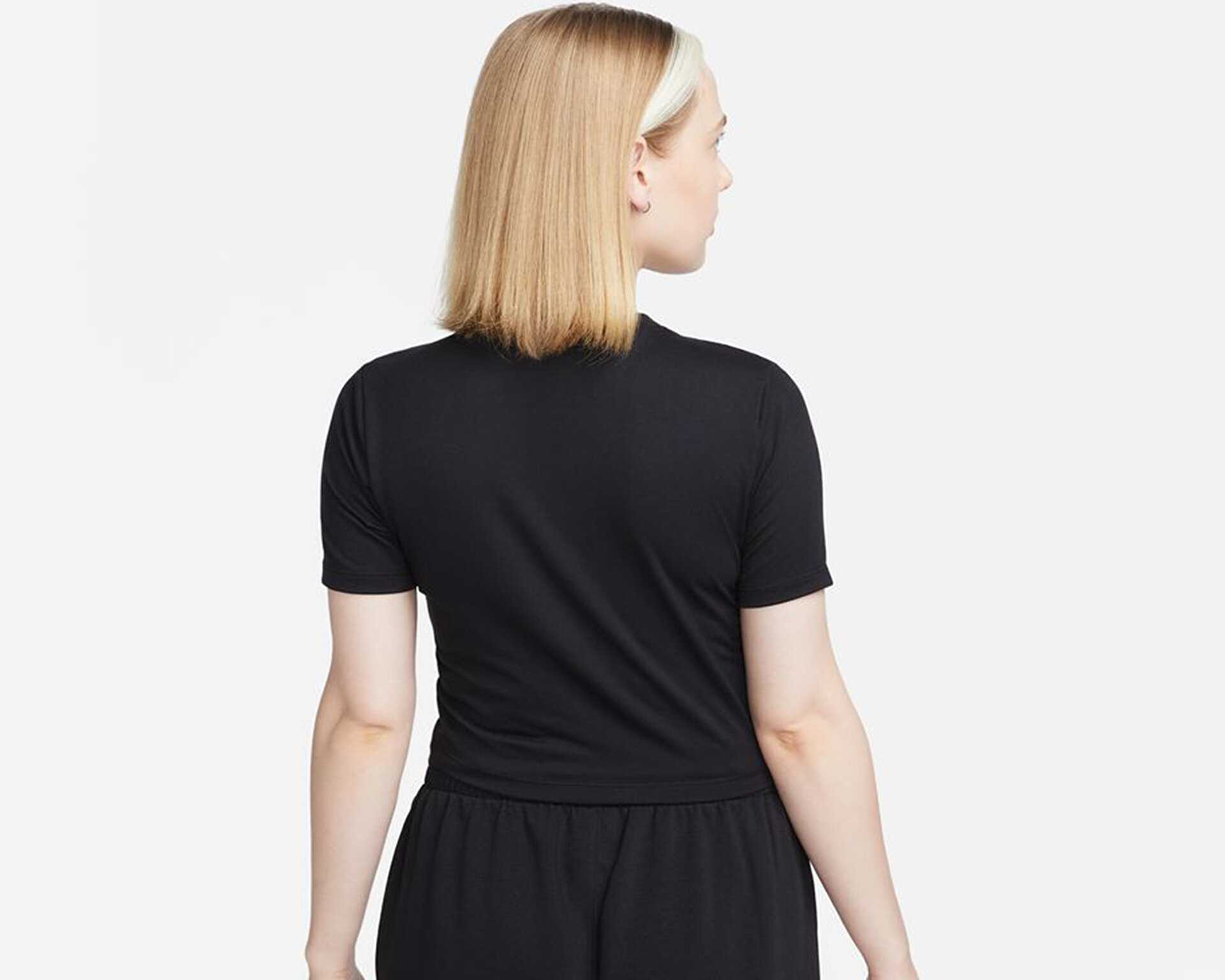 تیشرت راحتی باریک Sportswear EssenTial