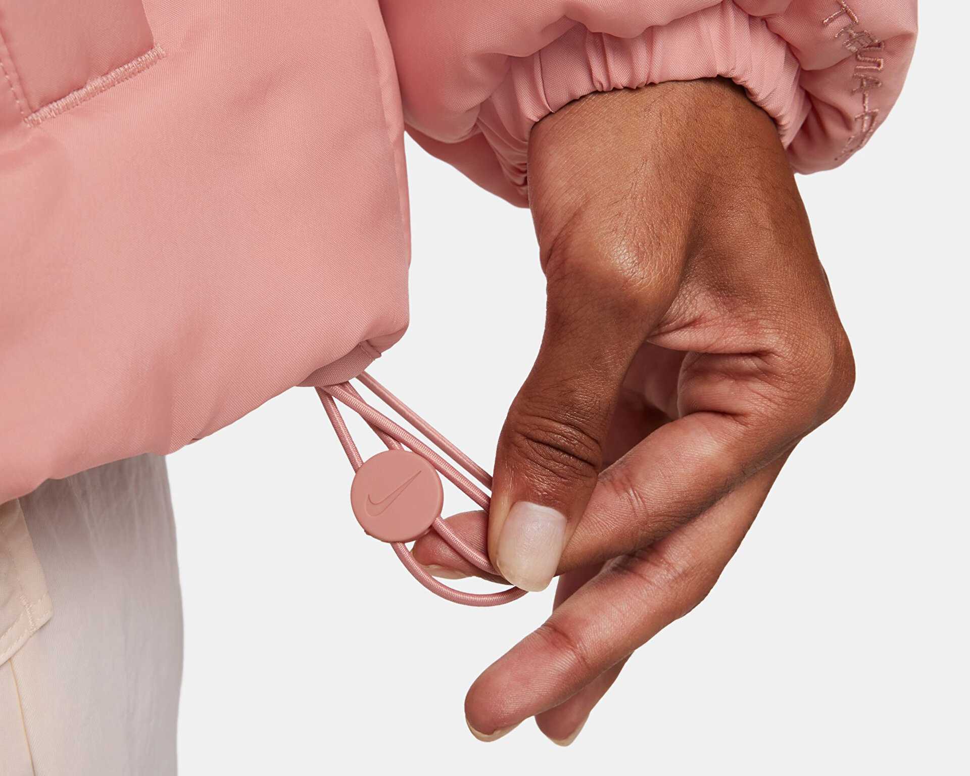 کت روزانه W Nsw Esstl Thrmr Clsc Puffer