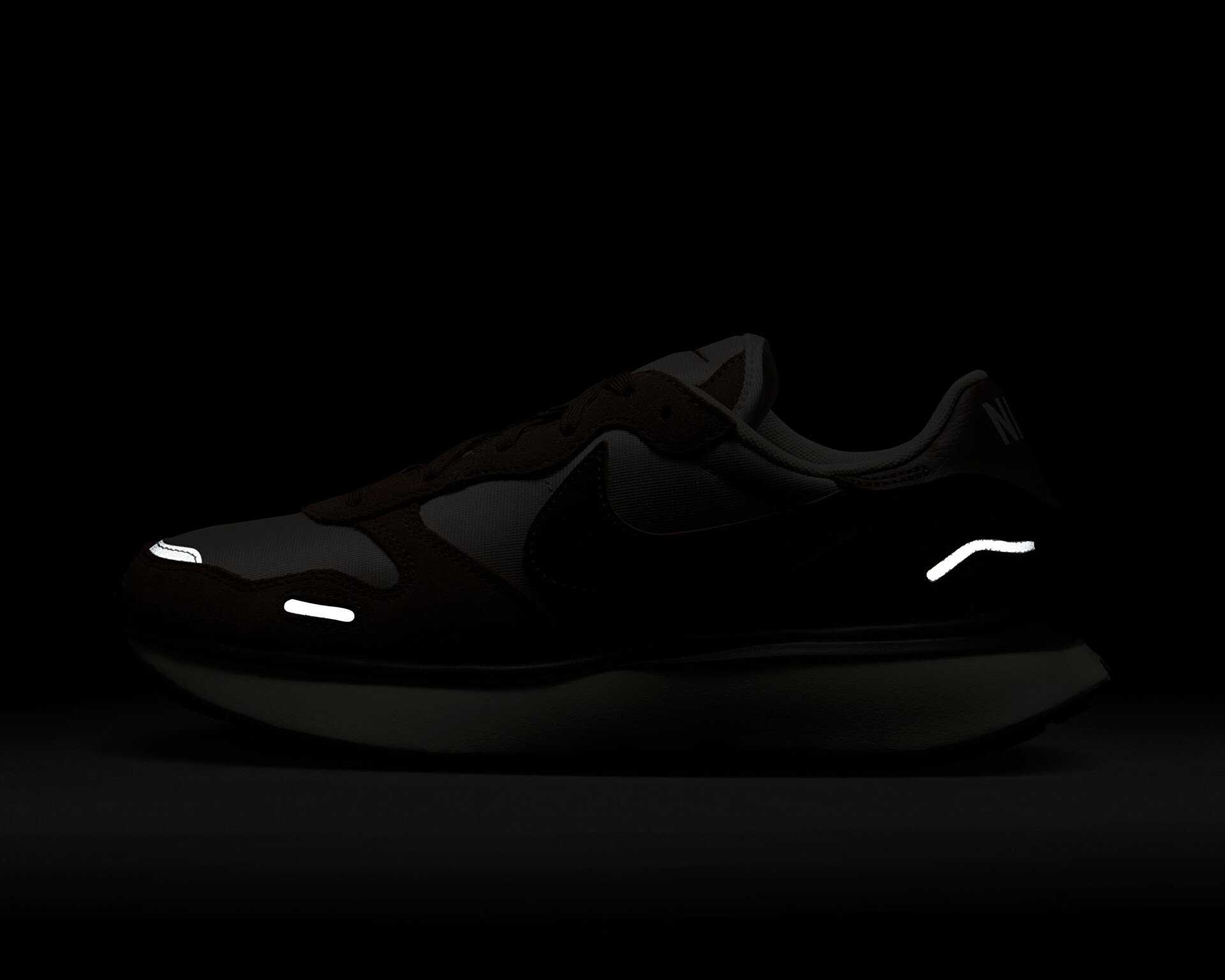 کفش های روزانه Nike Phoenix Waffle