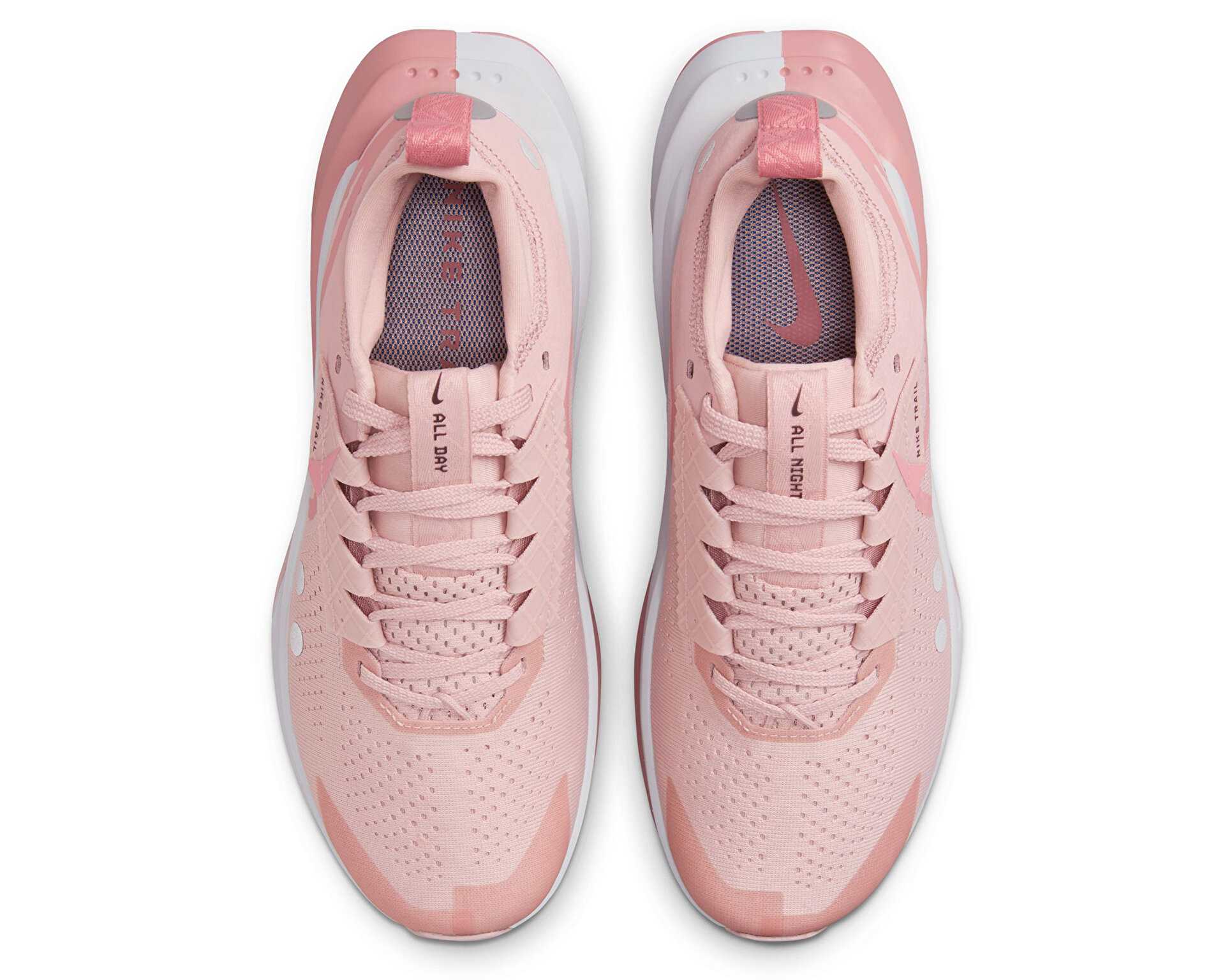 کفش دویدن دنباله دار Zoomx Zegama Trail