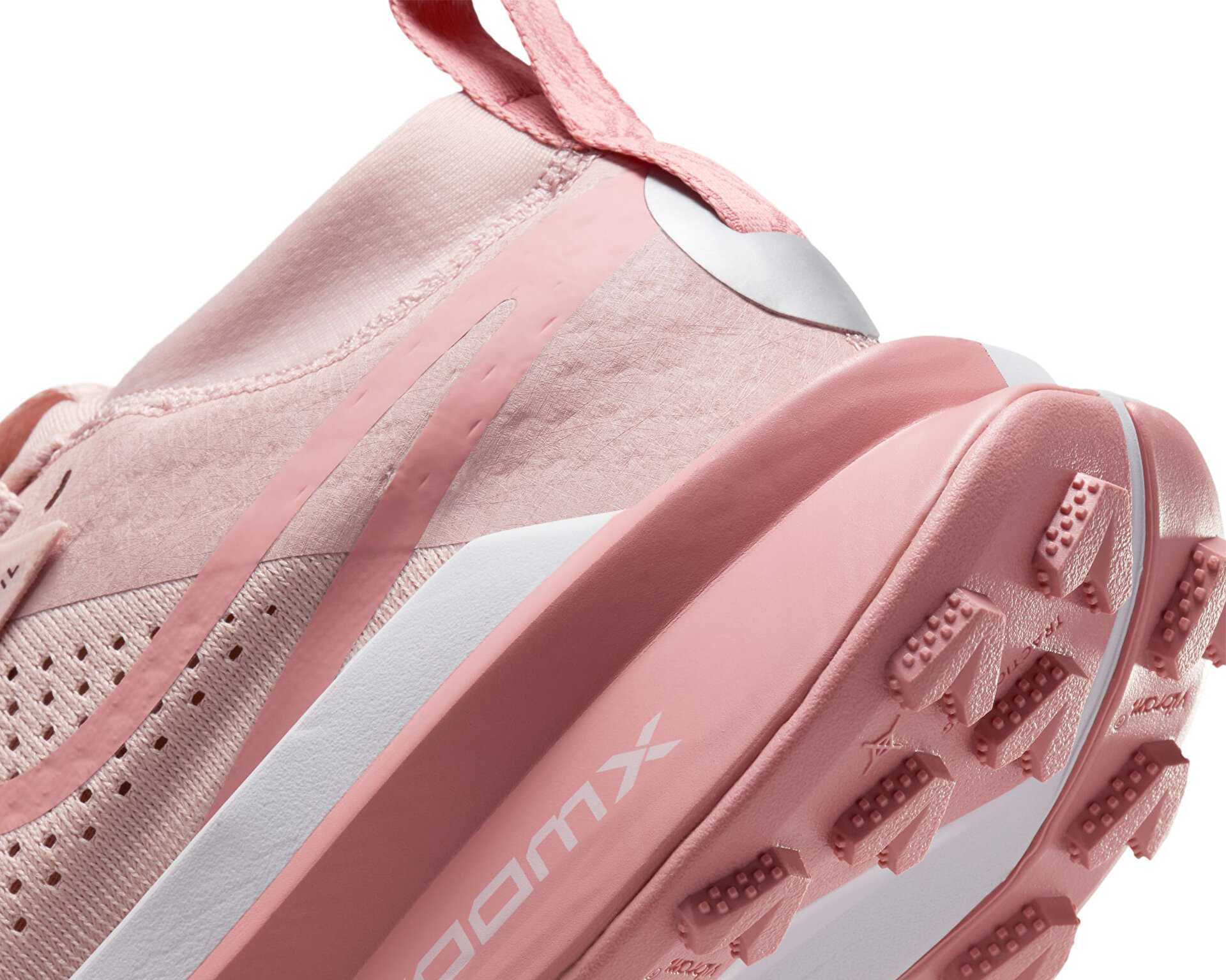 کفش دویدن دنباله دار Zoomx Zegama Trail