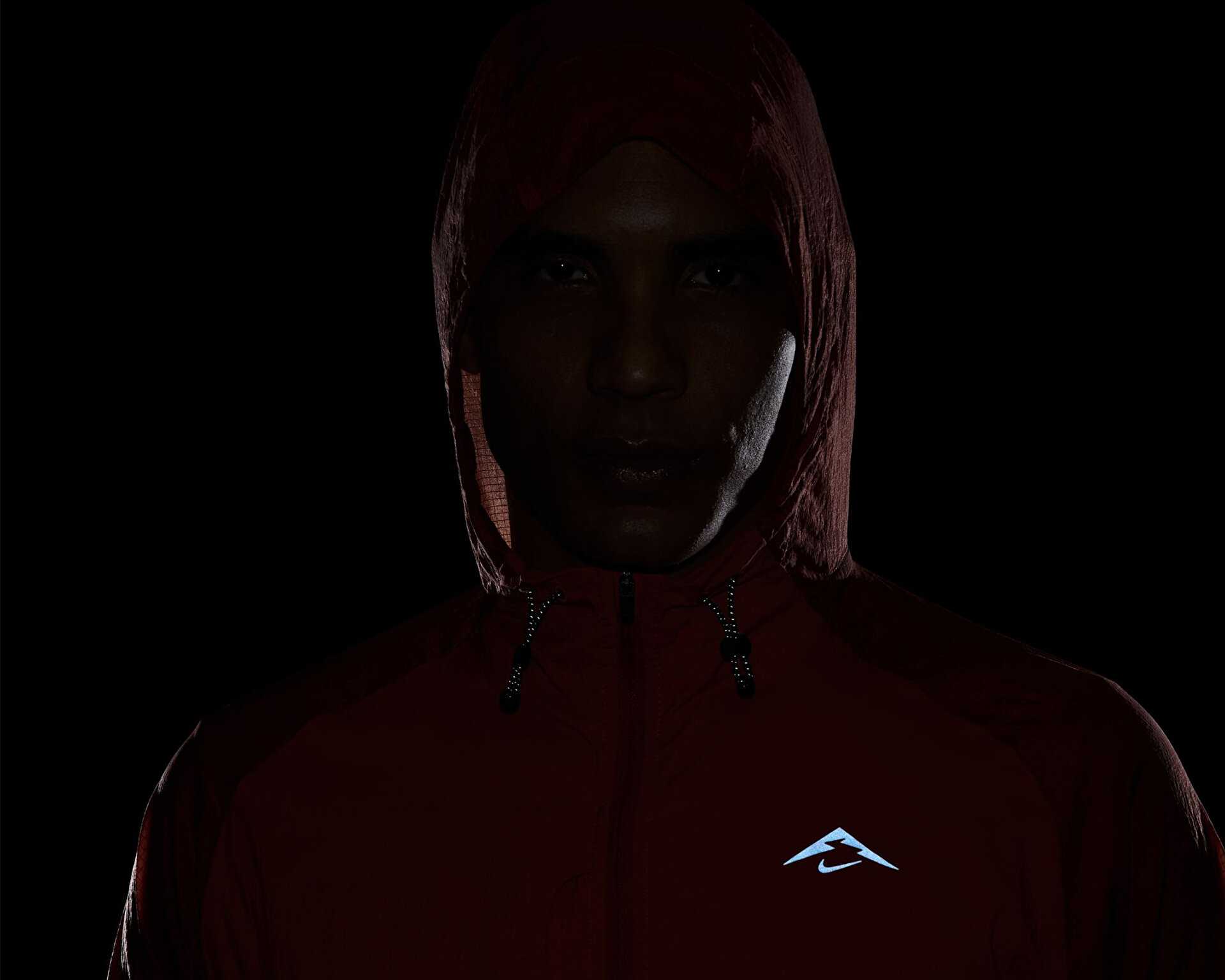 ژاکت دویدن Nike Trail Aireez