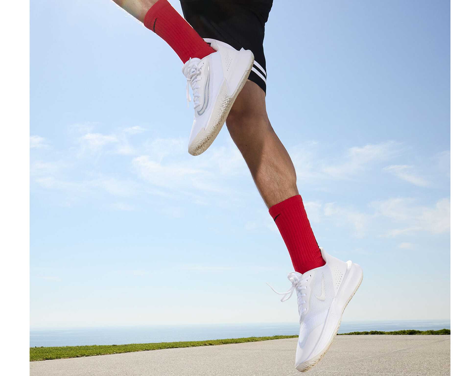 کفش های بسکتبال Precision VI