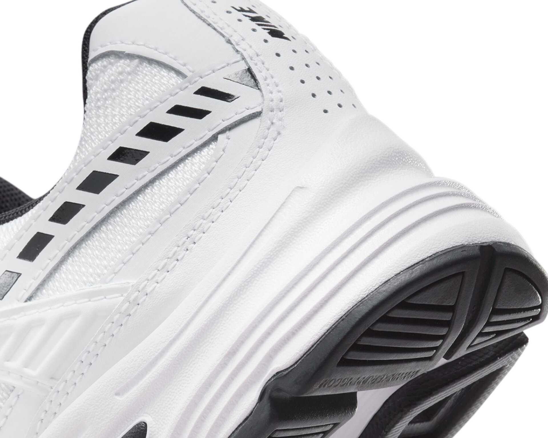 کفش های روزانه Initiator