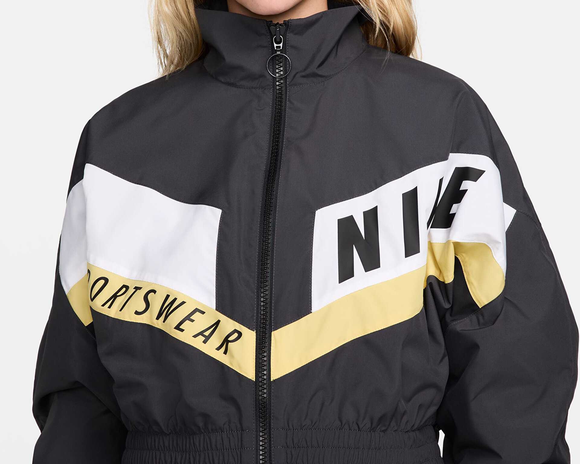 کت غیر رسمی Nike W Nsw Jkt Wvn Street Sw
