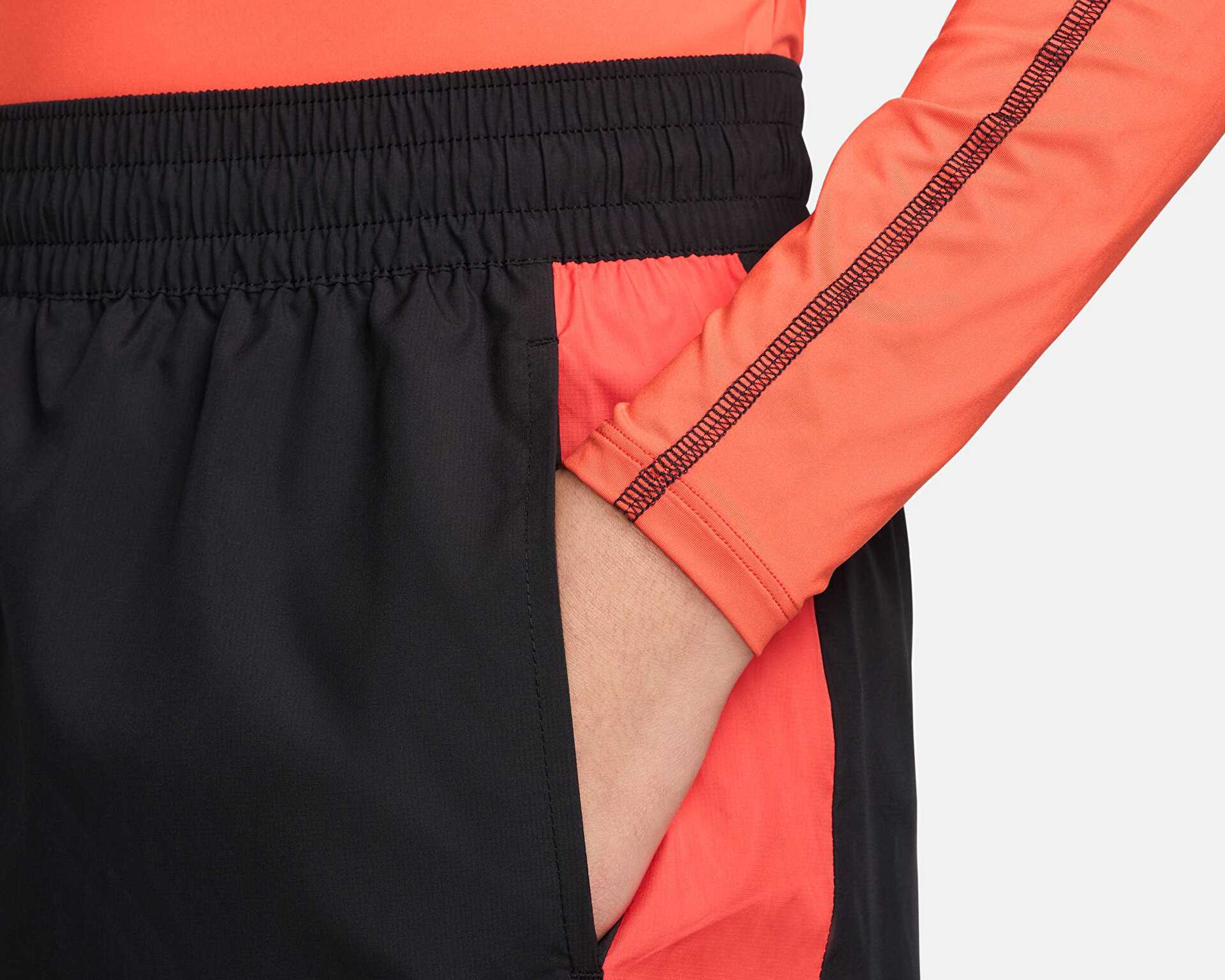 شلوار گرمکن معمولی Nike W Nsw Wvn Os Pant Hr Sw