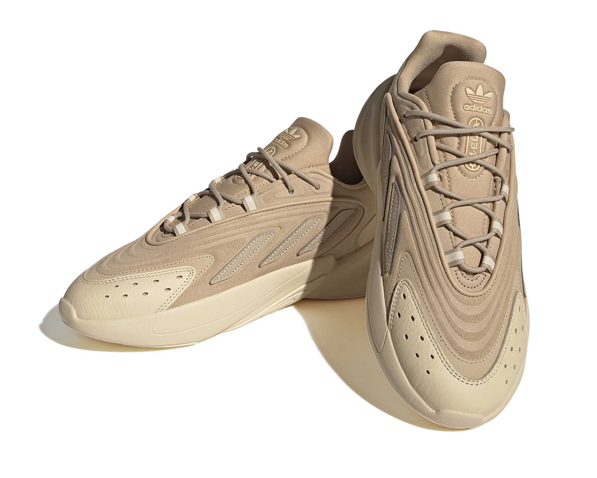 کفش های روزانه adidas Ozelia