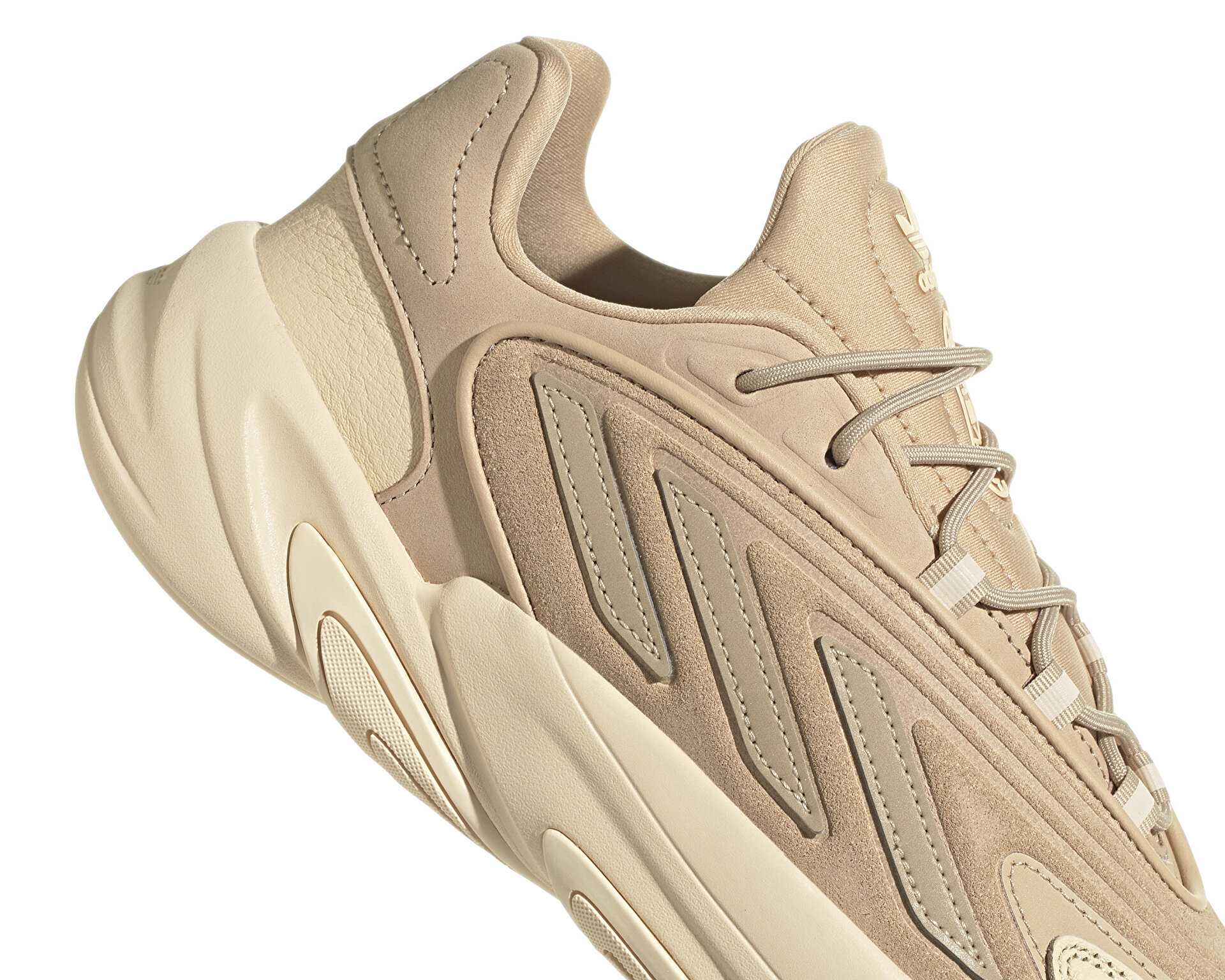 کفش های روزانه adidas Ozelia