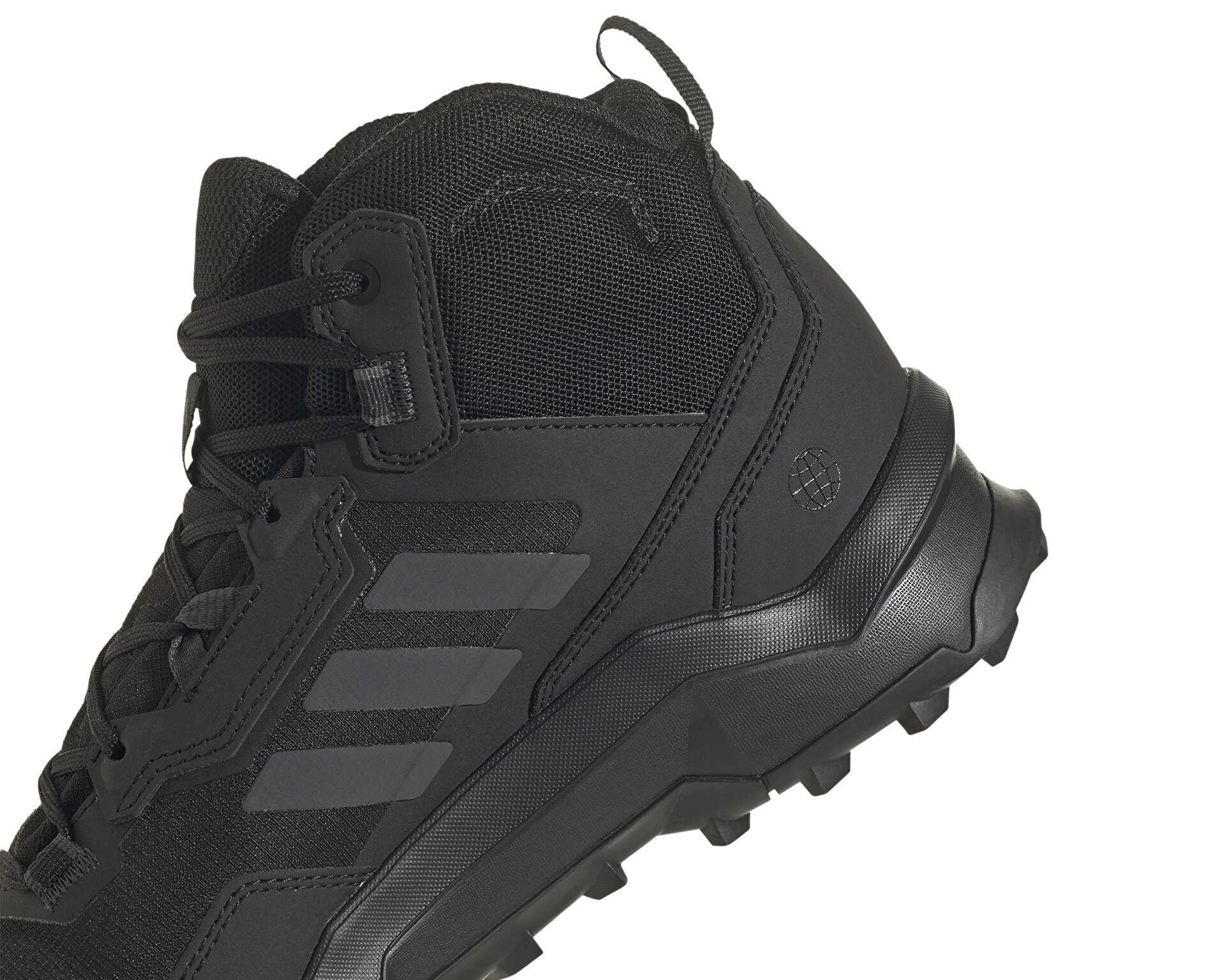 چکمه و کفش کوهنوردی Terrex Ax4 Mid Gtx W