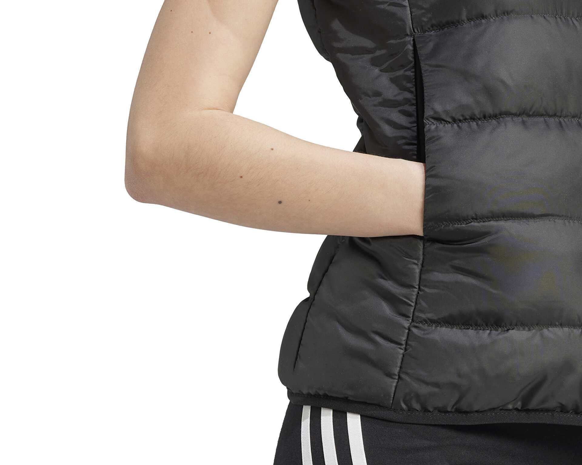 جلیقه روزانه W Ess 3S L D Ve