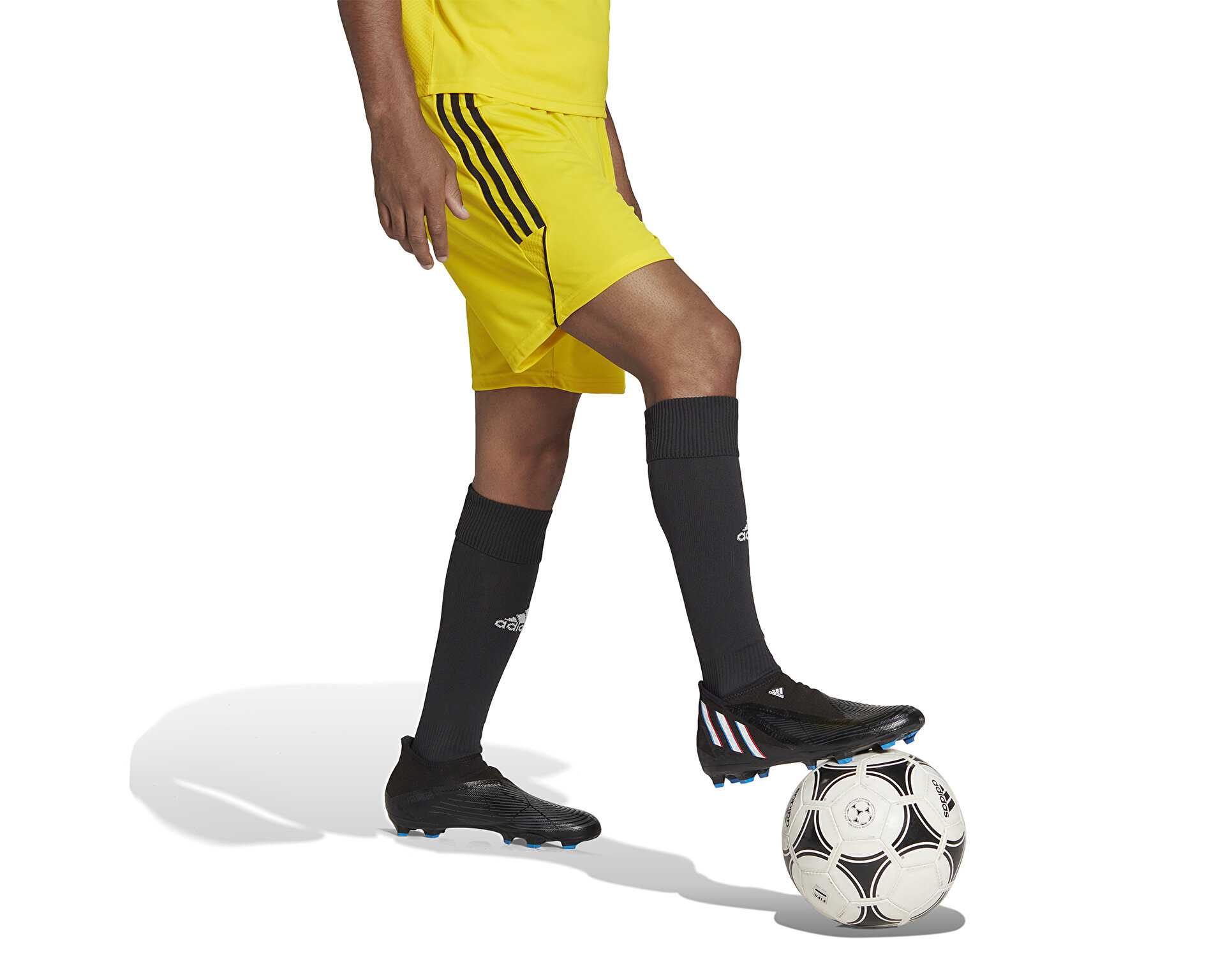 شورت تمرینی فوتبال Tiro 23 Sho