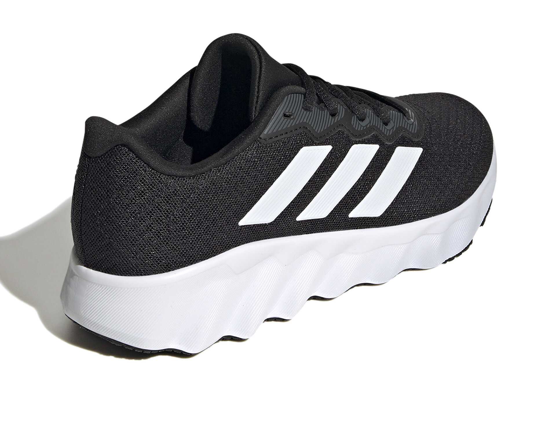 کفش دویدن Adidas Switch Move W