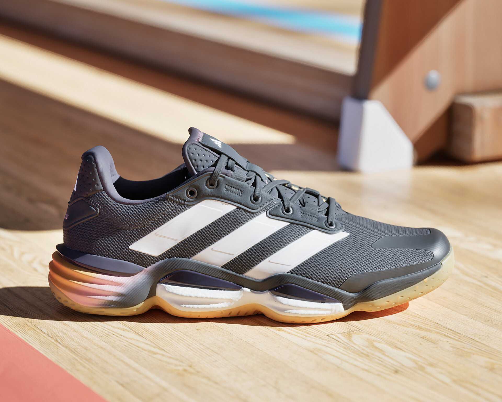 کفش داخلی/سالن Adidas Stabil 16 W