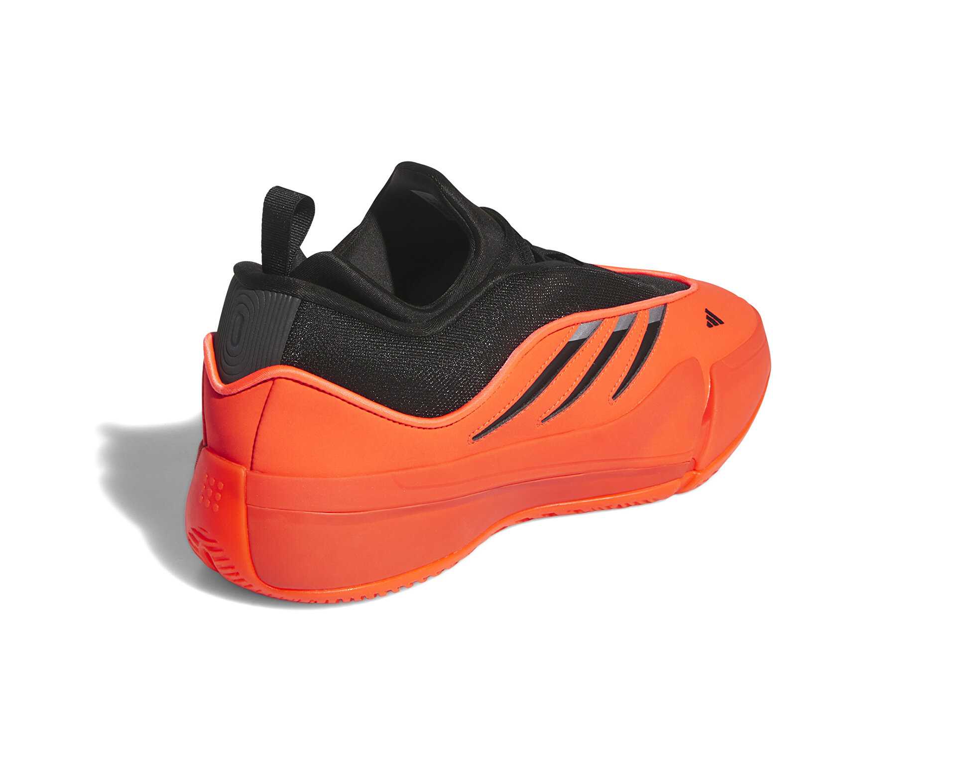 کفش های بسکتبال Adidas Dame 9