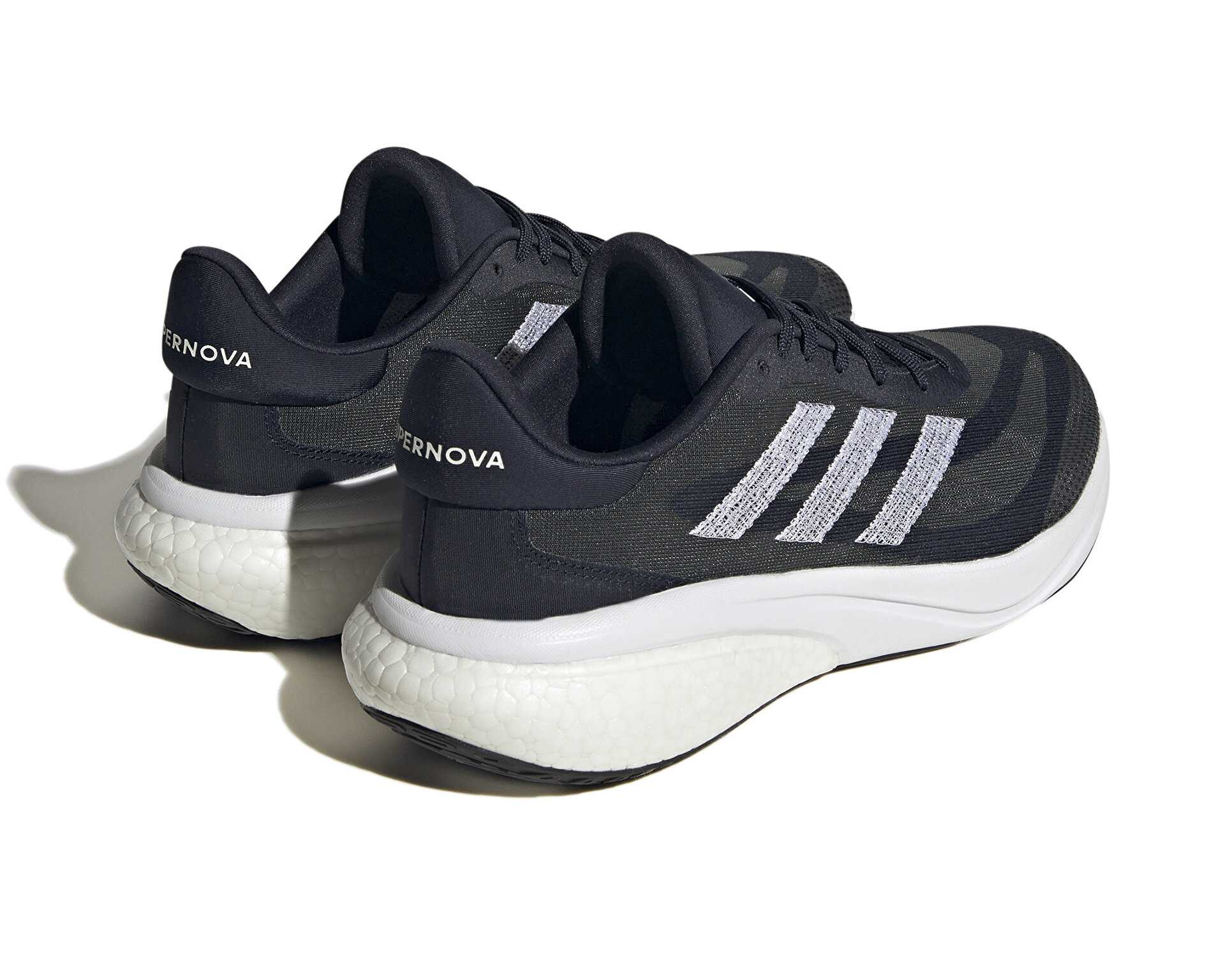 کفش دویدن Supernova 2 M