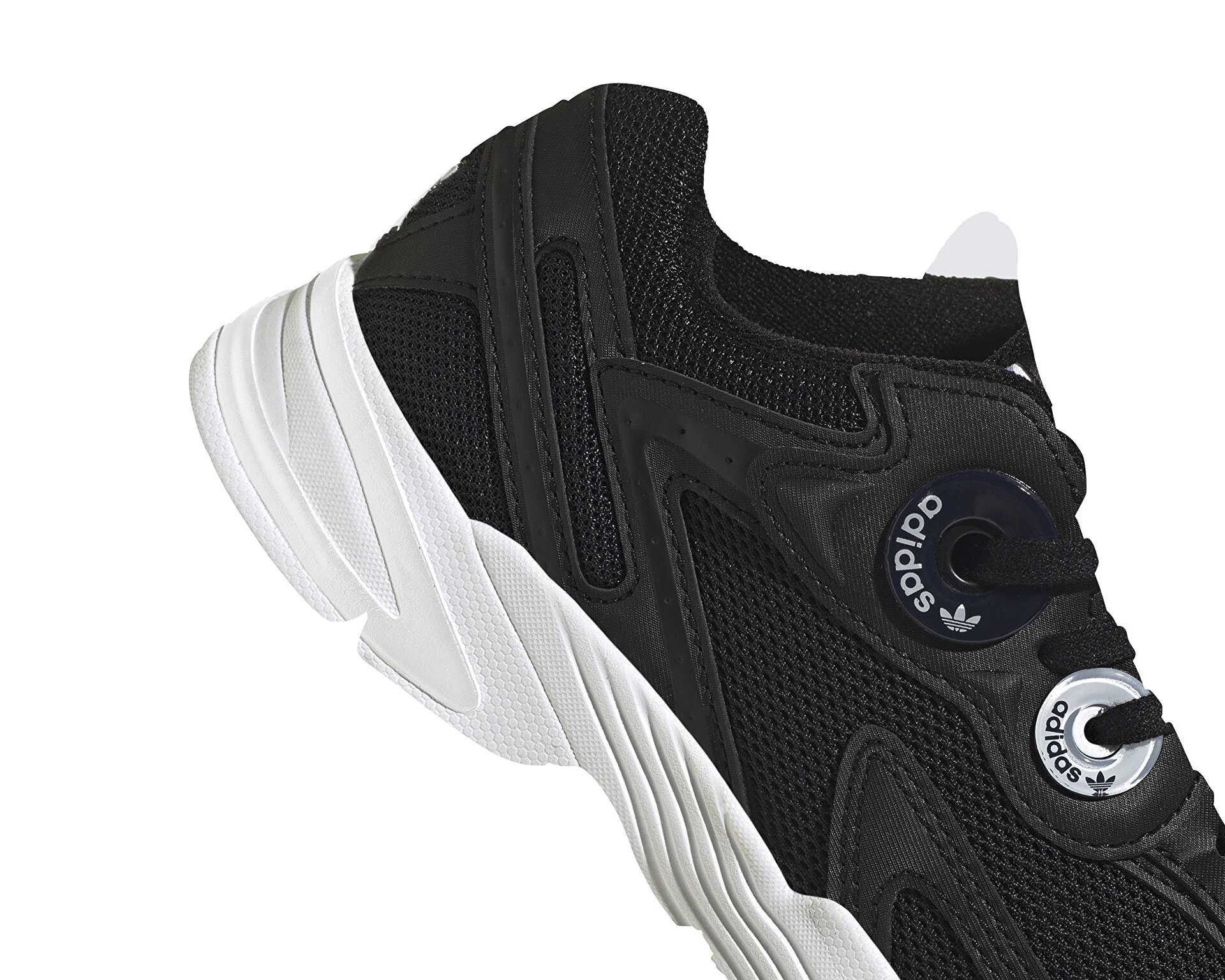 کفش های روزانه Adidas Astır W