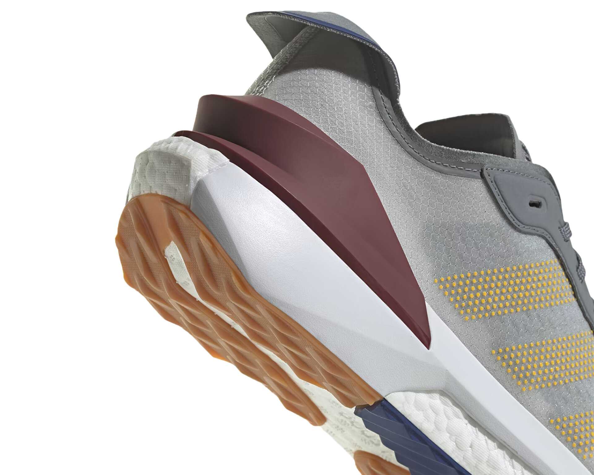 کفش های روزانه Avryn_X