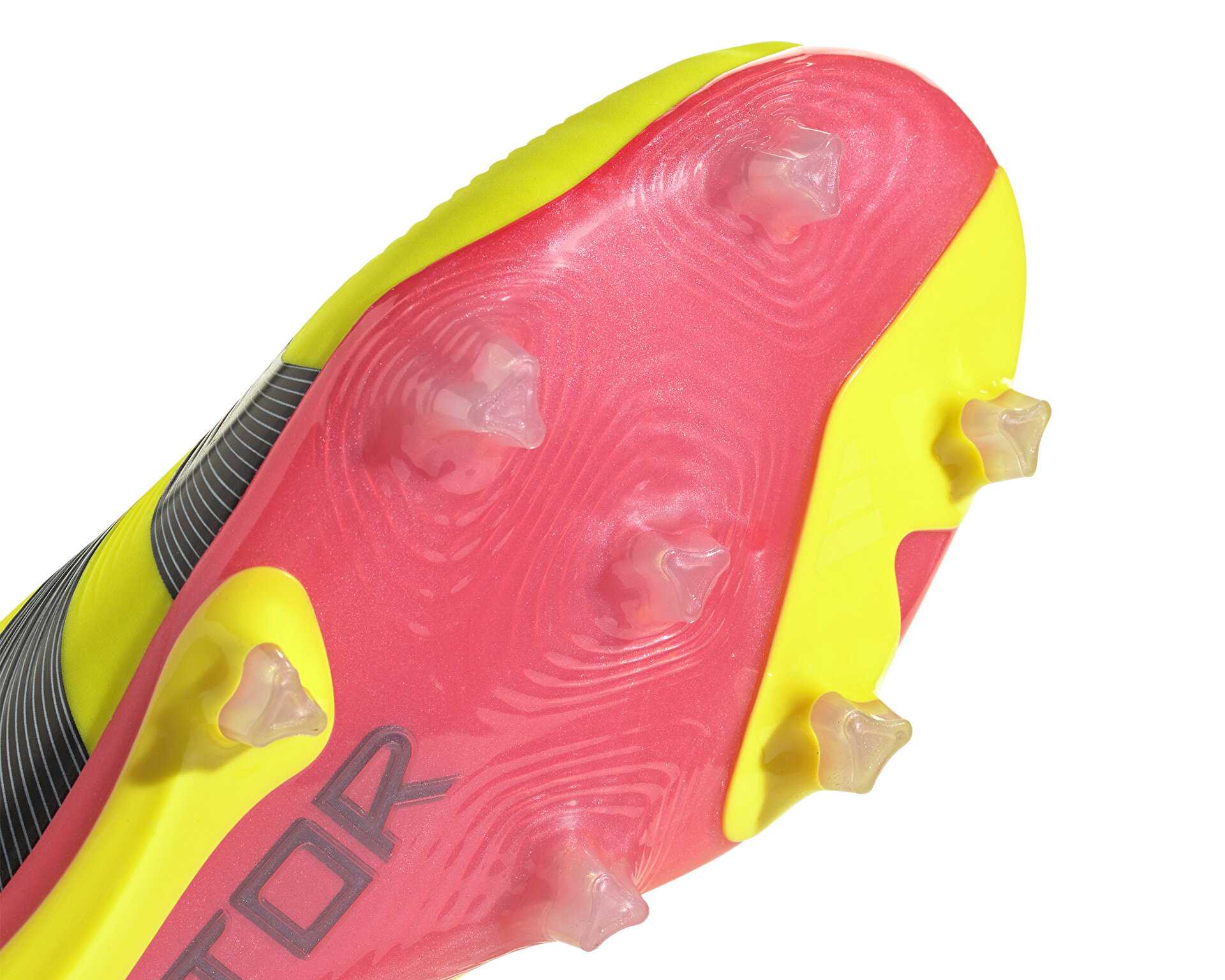 کفش فوتبال چمن Predator Pro Fg